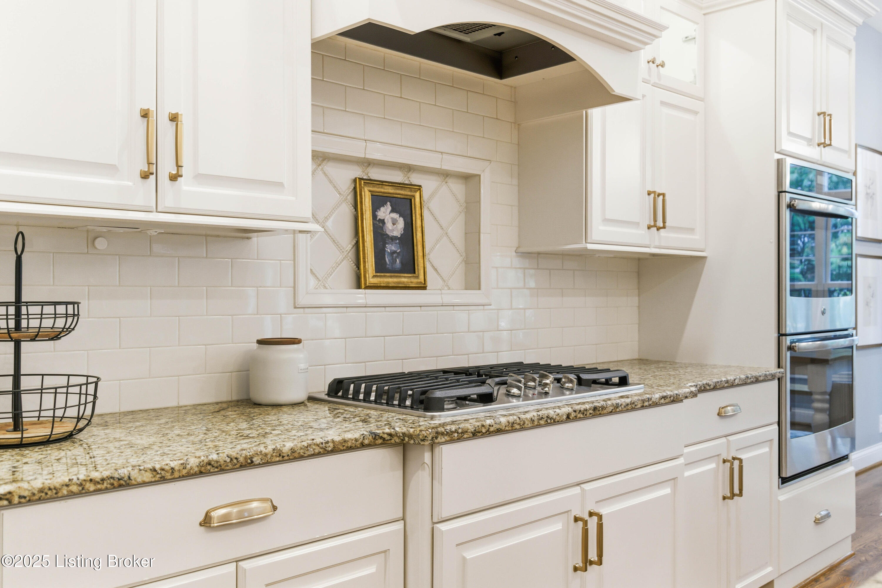 7607 Beechspring Farm Blvd