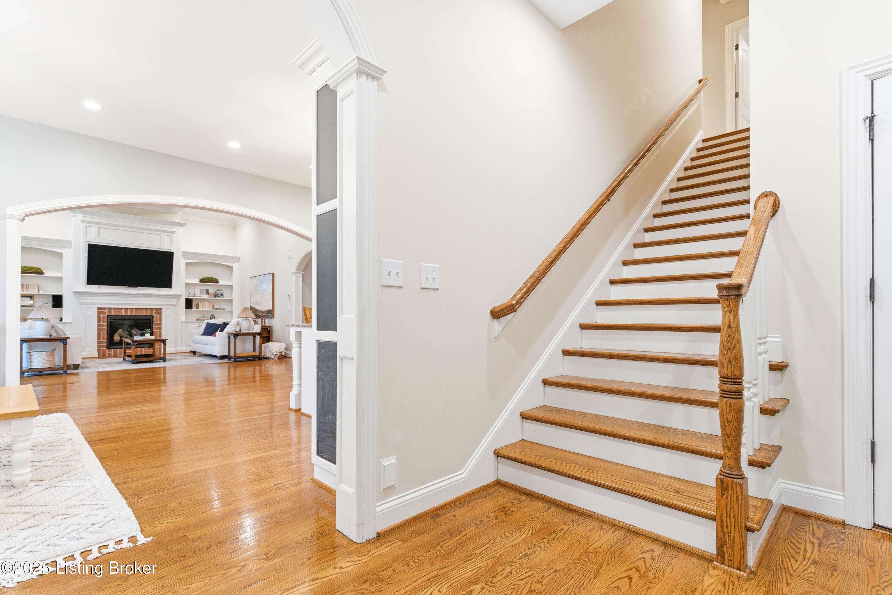 7607 Beechspring Farm Blvd