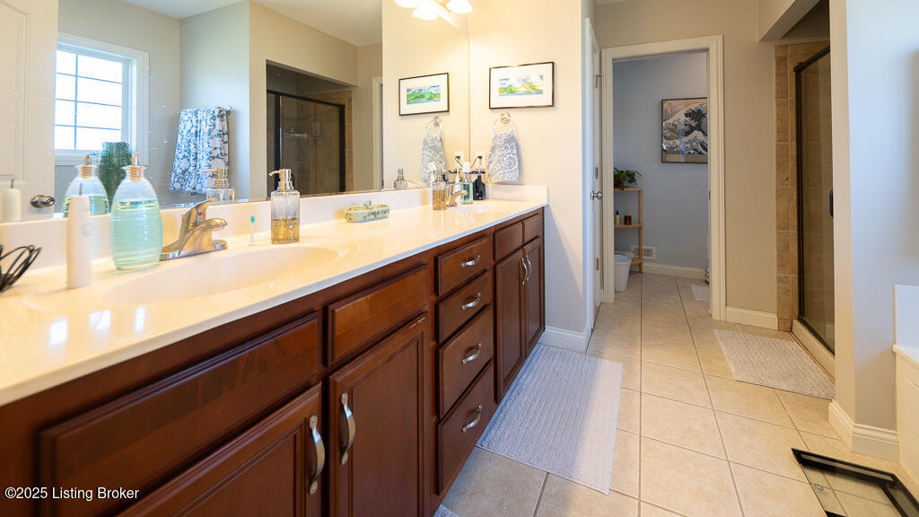 13200 Sycamore Forest Ct