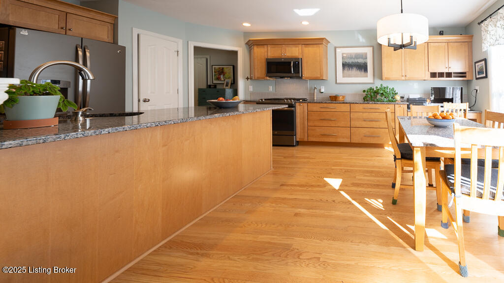 13200 Sycamore Forest Ct