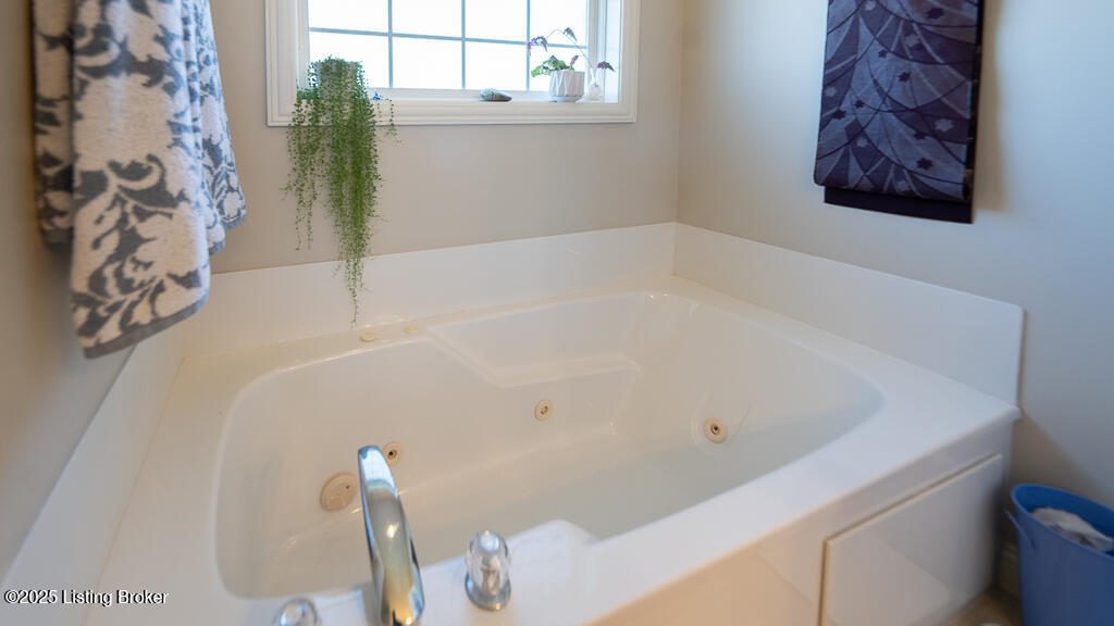 13200 Sycamore Forest Ct