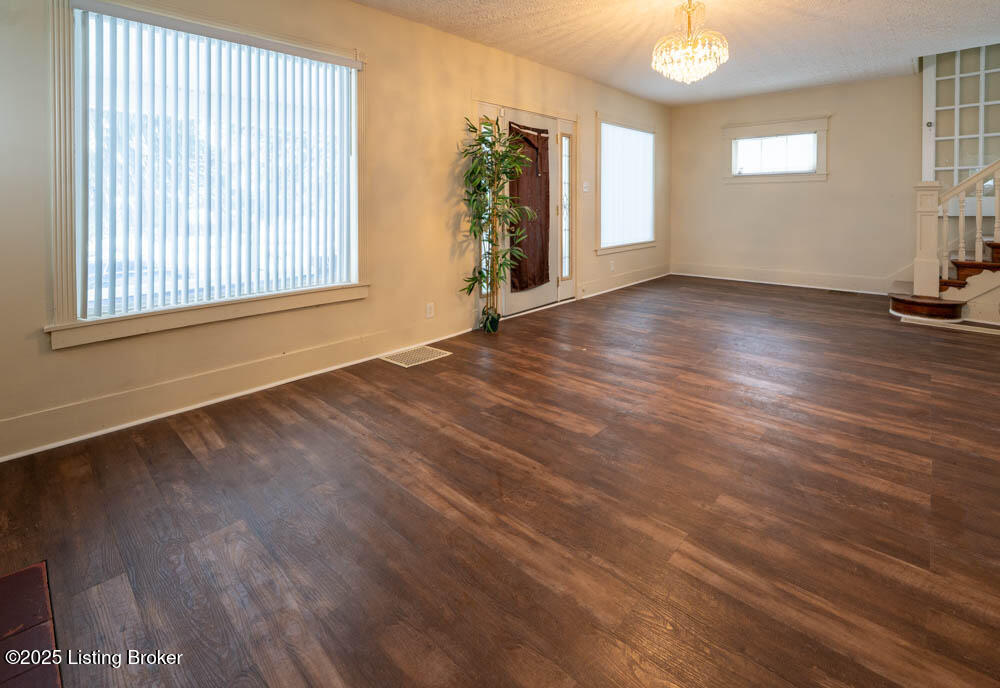 217 S Shawnee Terrace