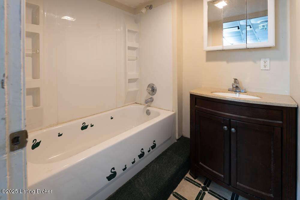 217 S Shawnee Terrace