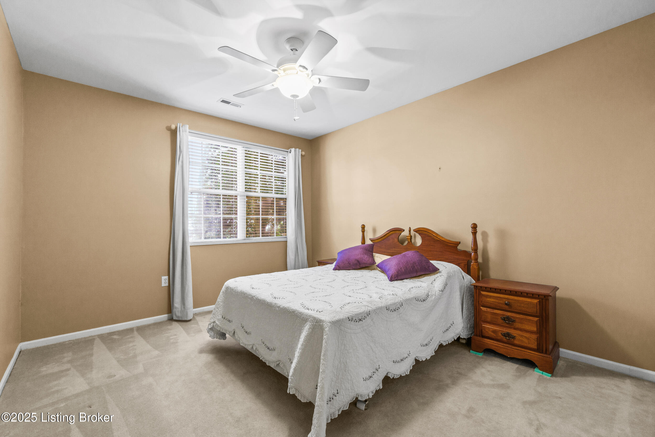 1100 Swan Pointe Blvd