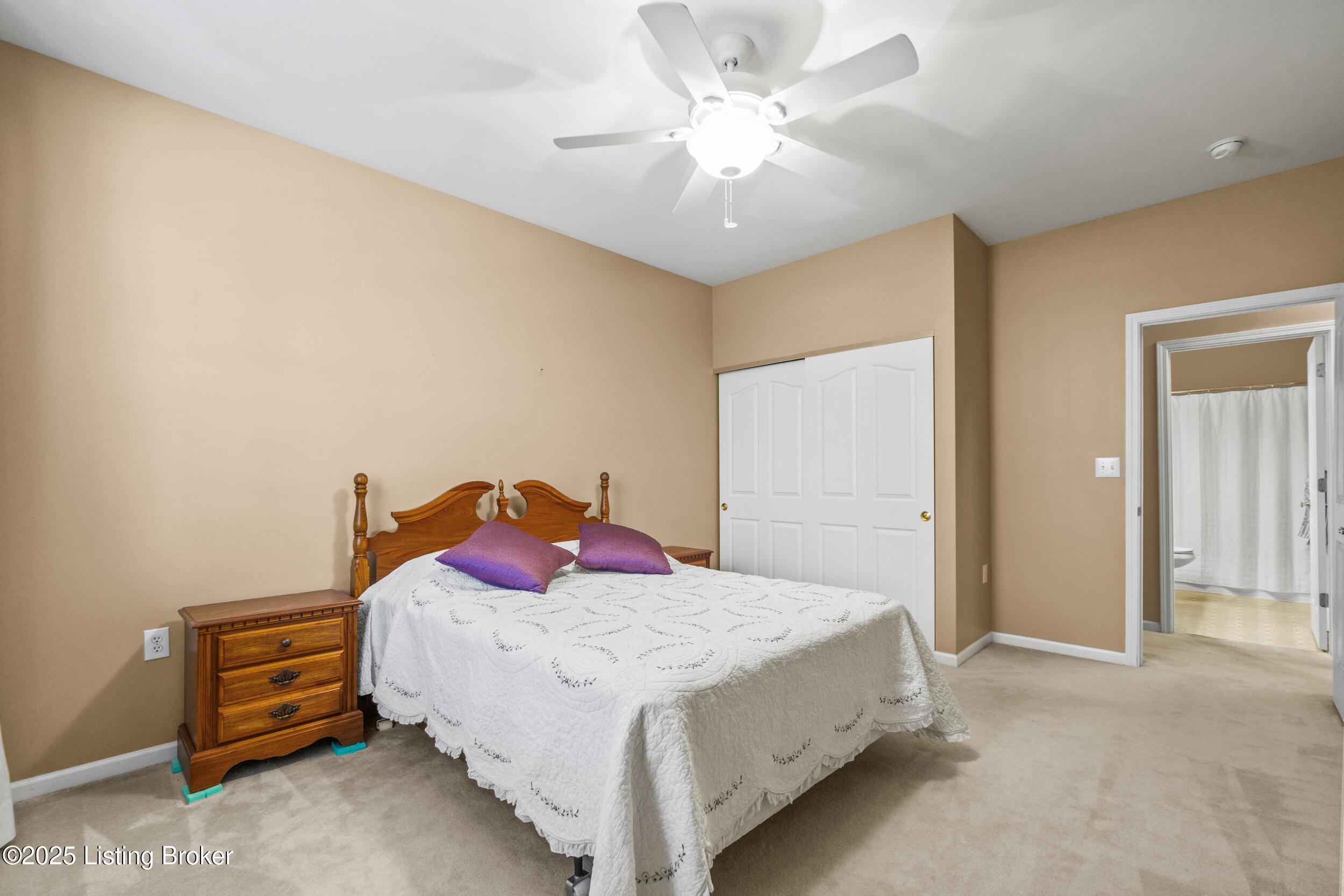 1100 Swan Pointe Blvd