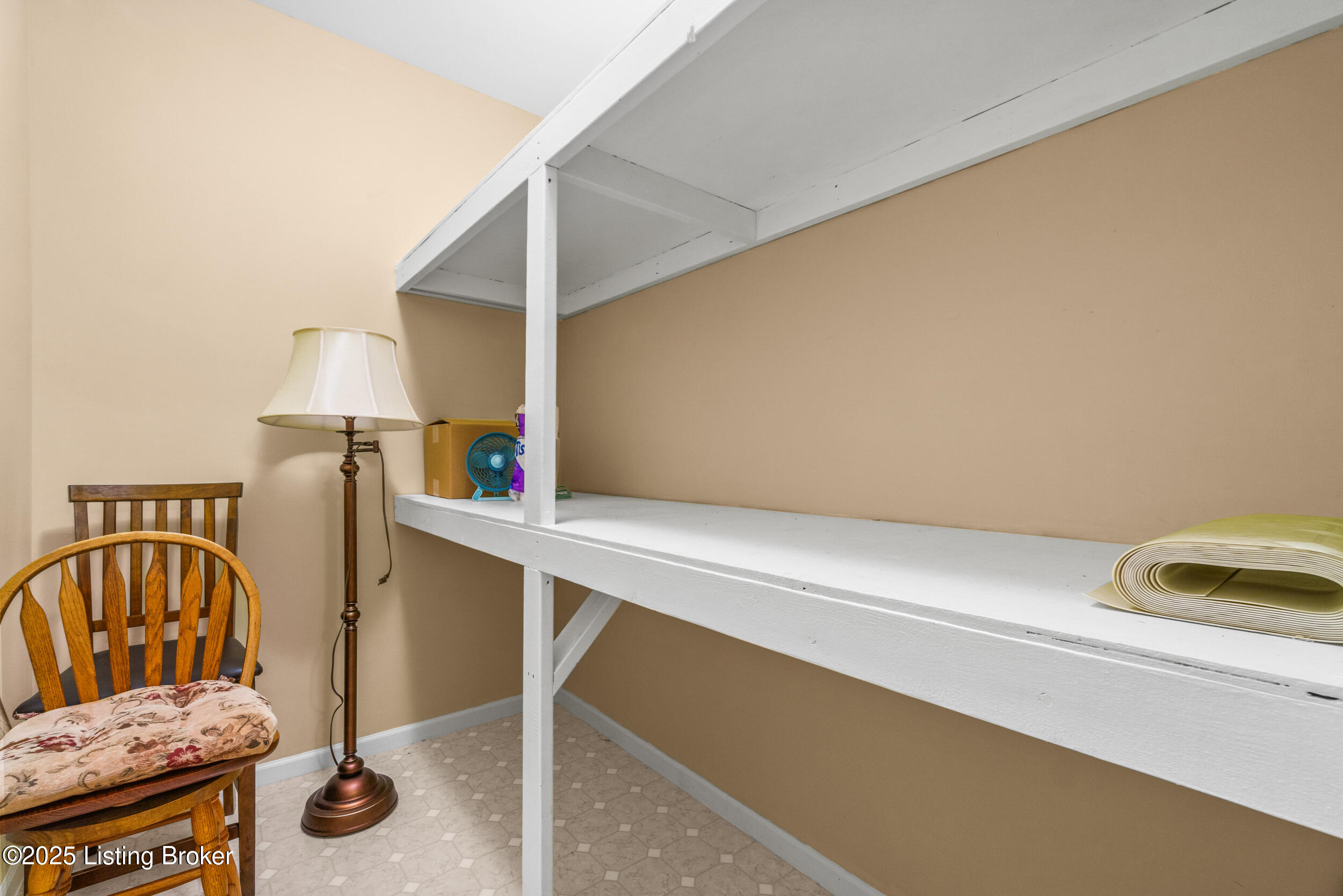 1100 Swan Pointe Blvd