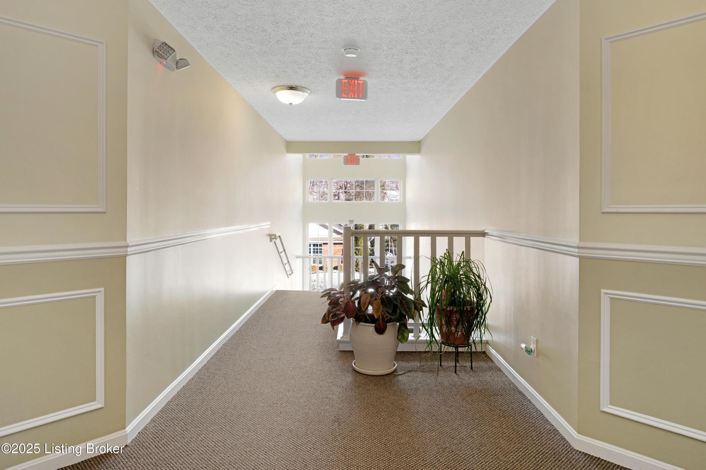 9206 Hawthorne Pointe Dr UNIT 202