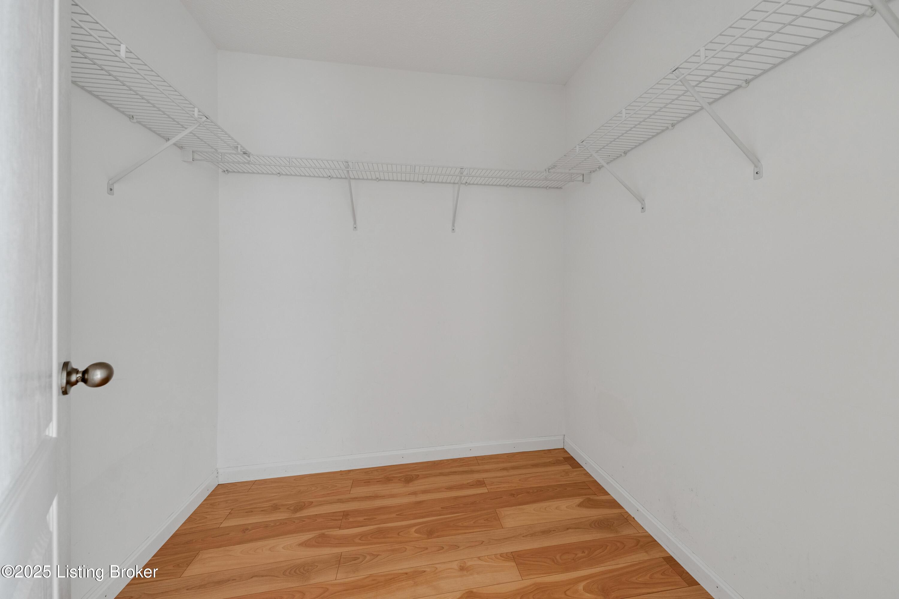 9206 Hawthorne Pointe Dr UNIT 202