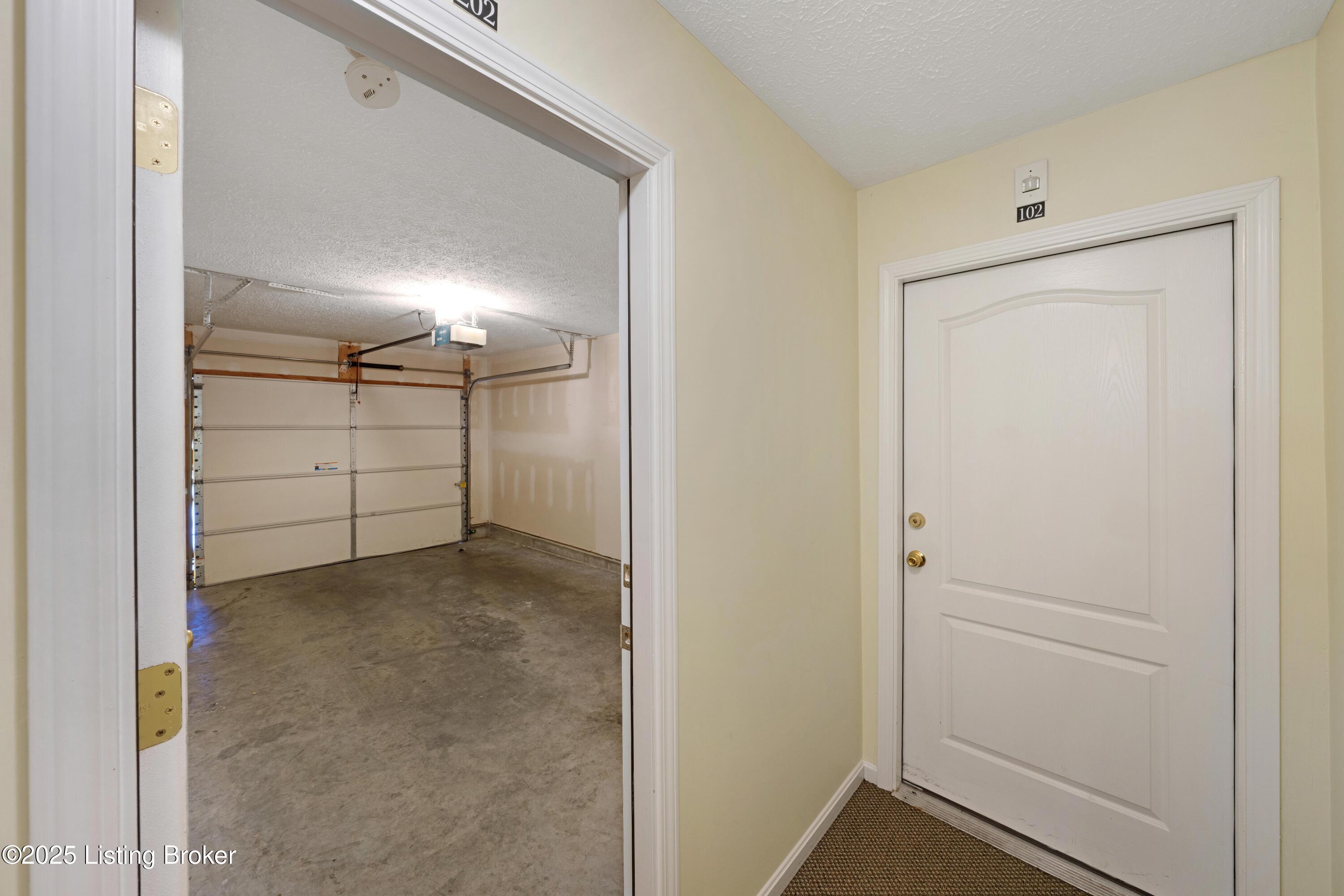 9206 Hawthorne Pointe Dr UNIT 202