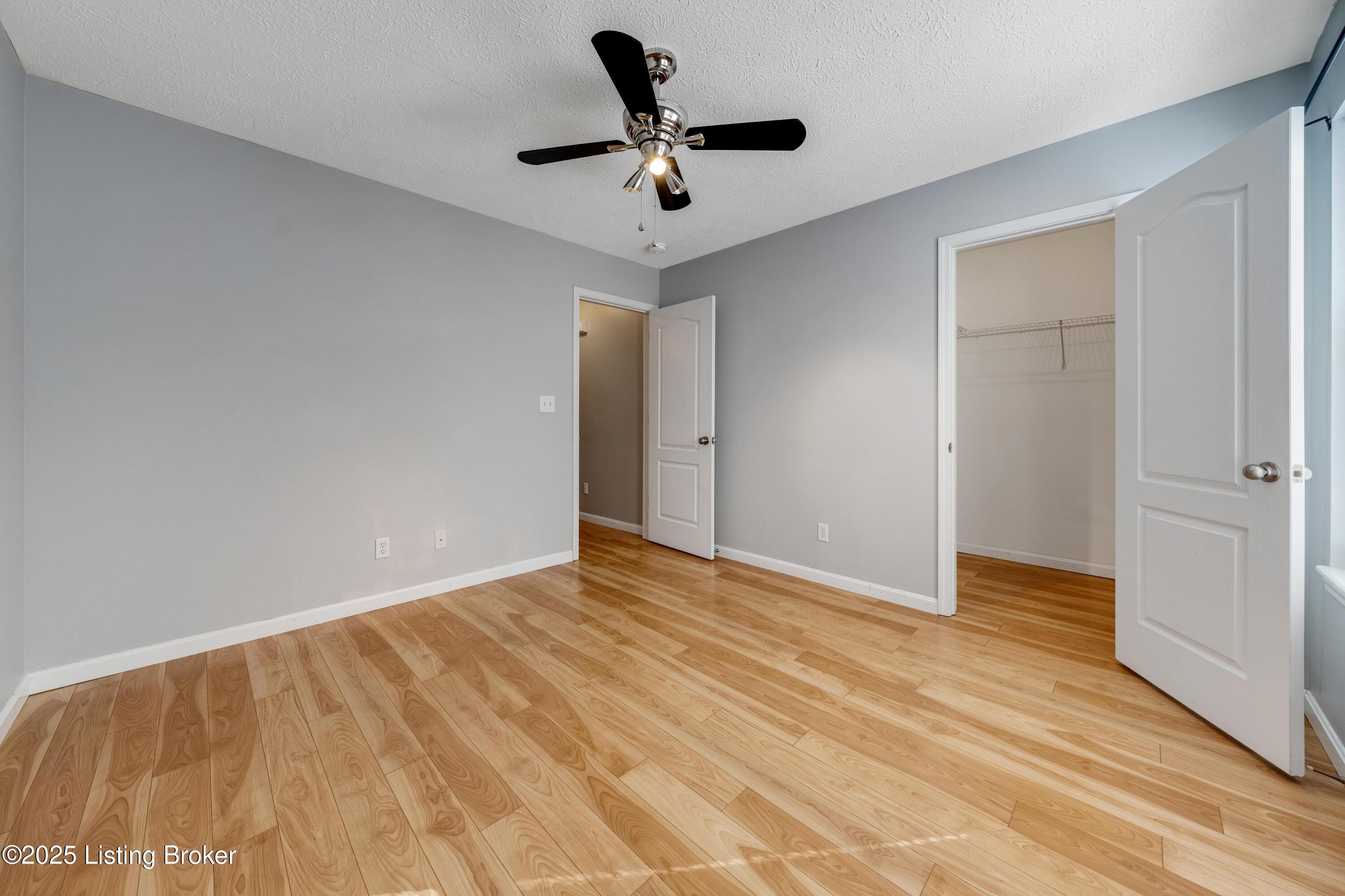 9206 Hawthorne Pointe Dr UNIT 202