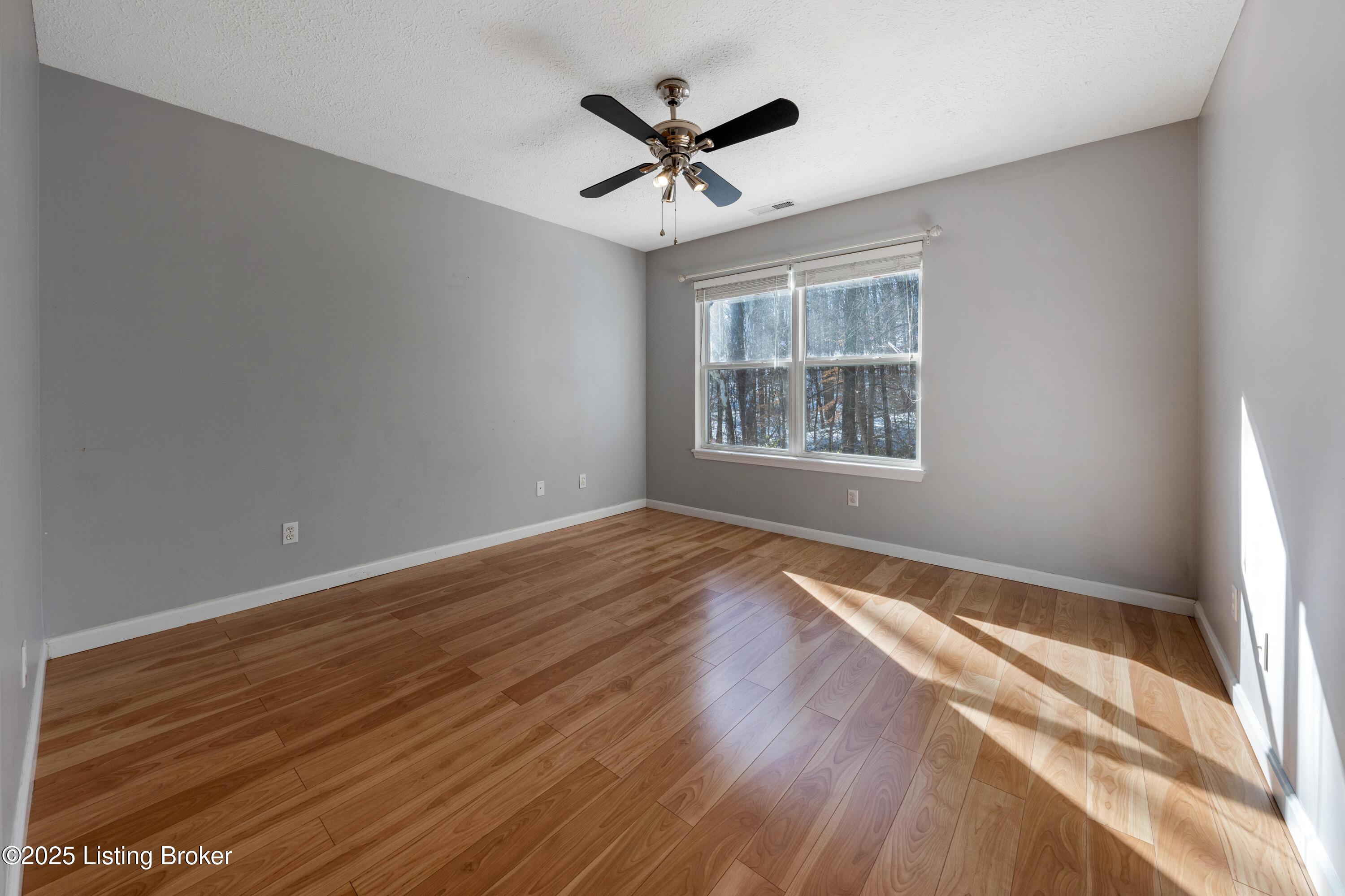 9206 Hawthorne Pointe Dr UNIT 202