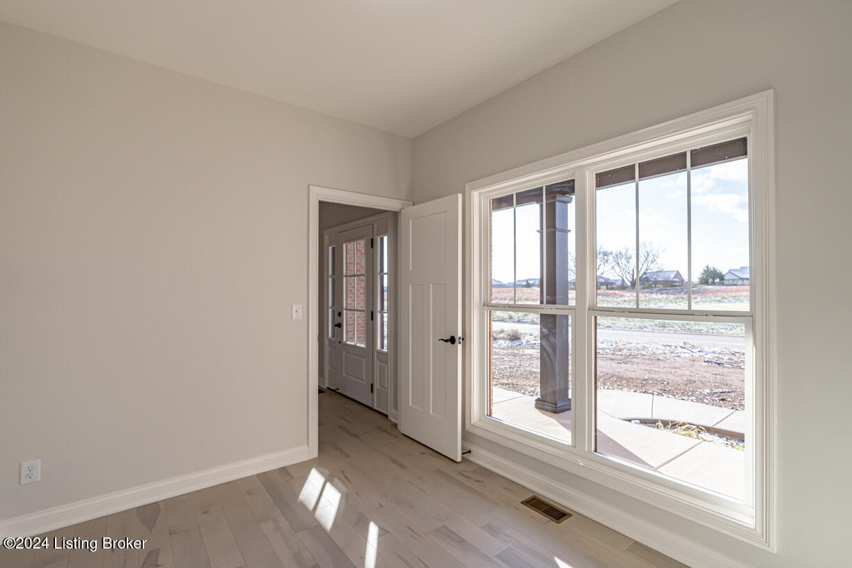 282 Dalton Dr