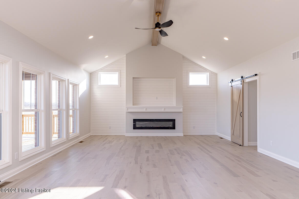 282 Dalton Dr