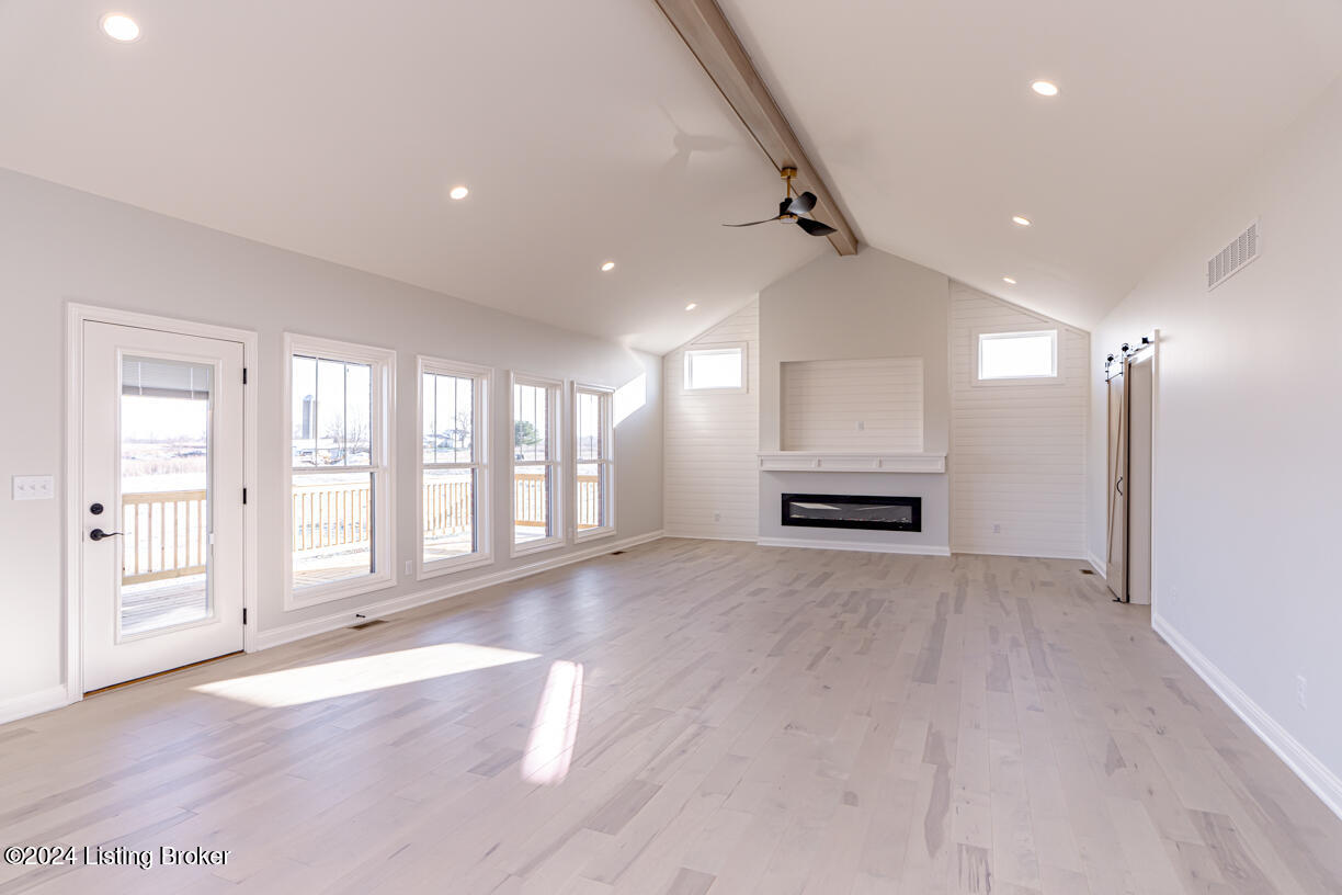 282 Dalton Dr