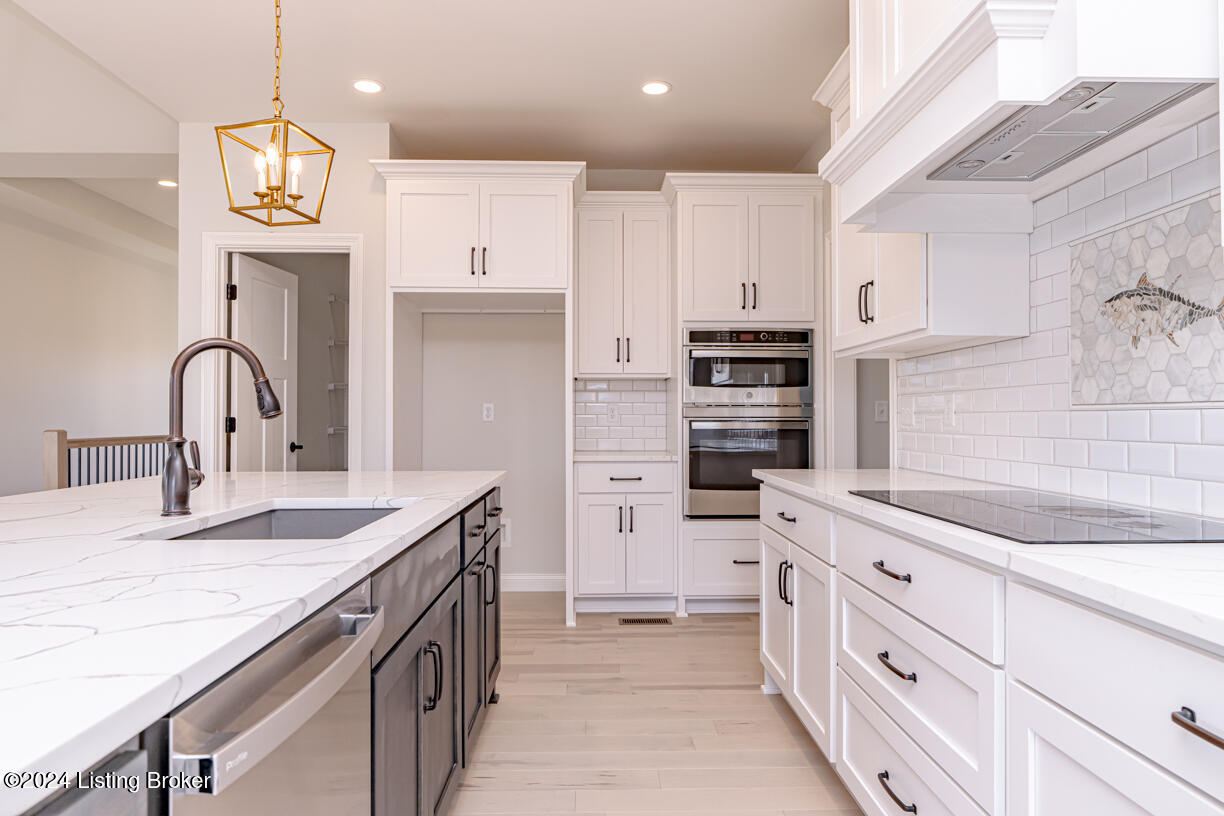282 Dalton Dr