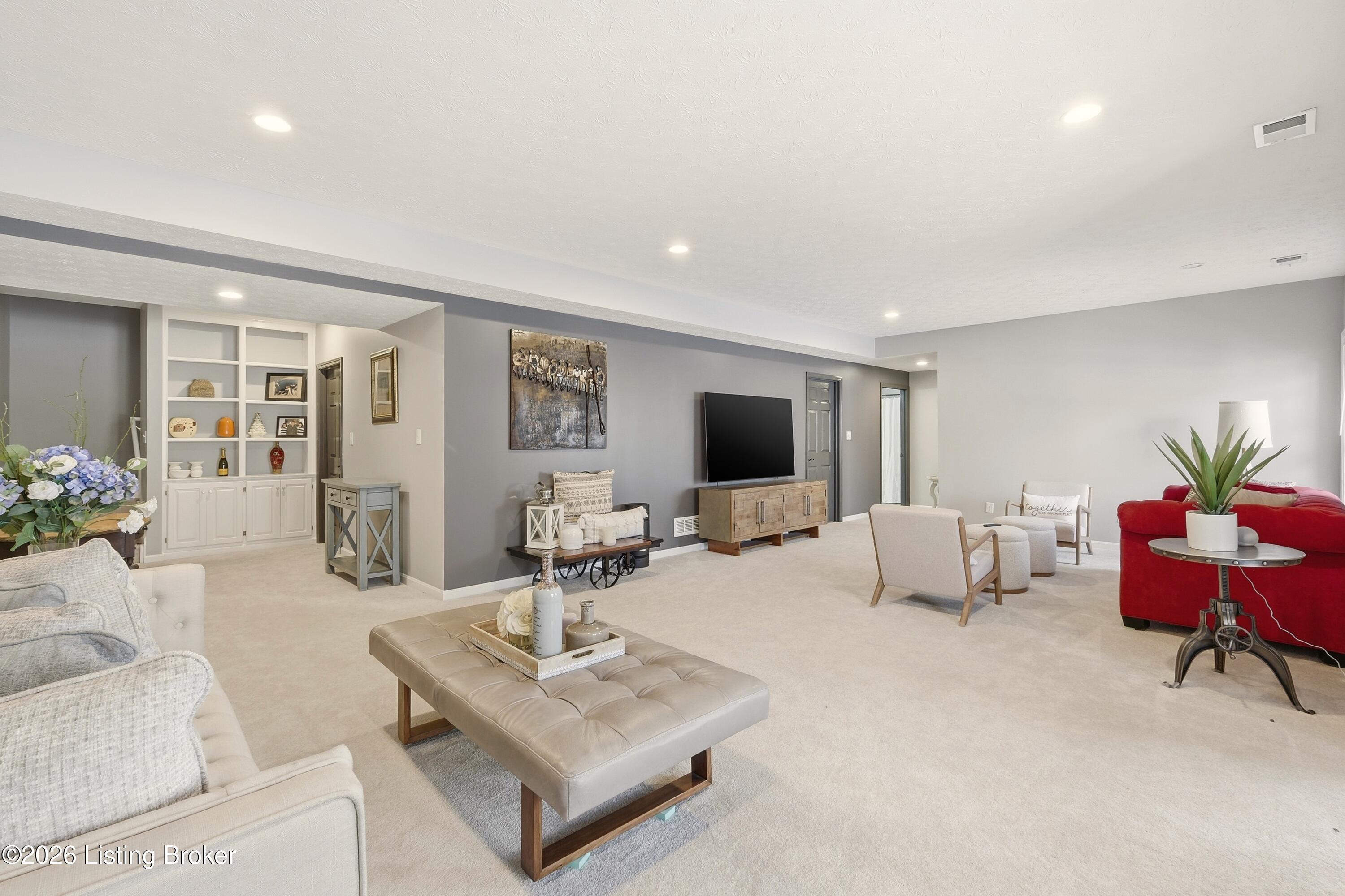 10444 Dove Chase Cir