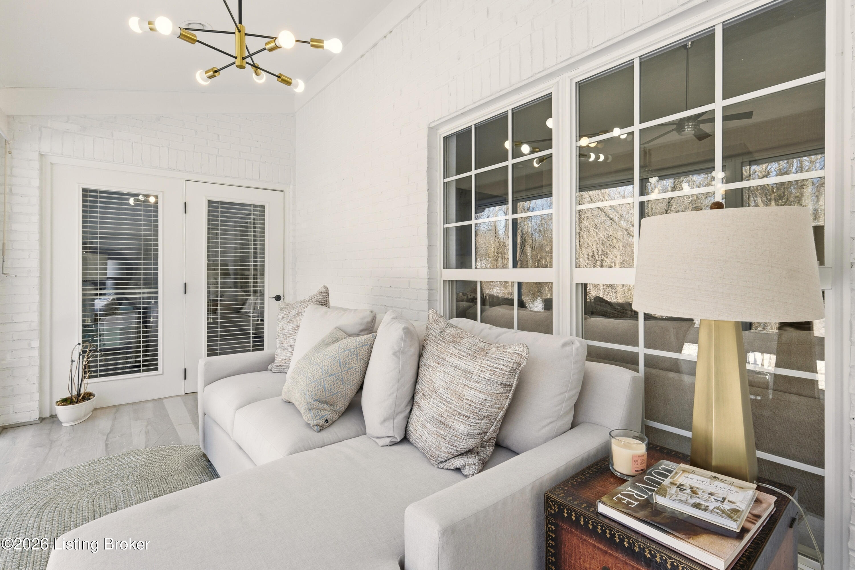 10444 Dove Chase Cir