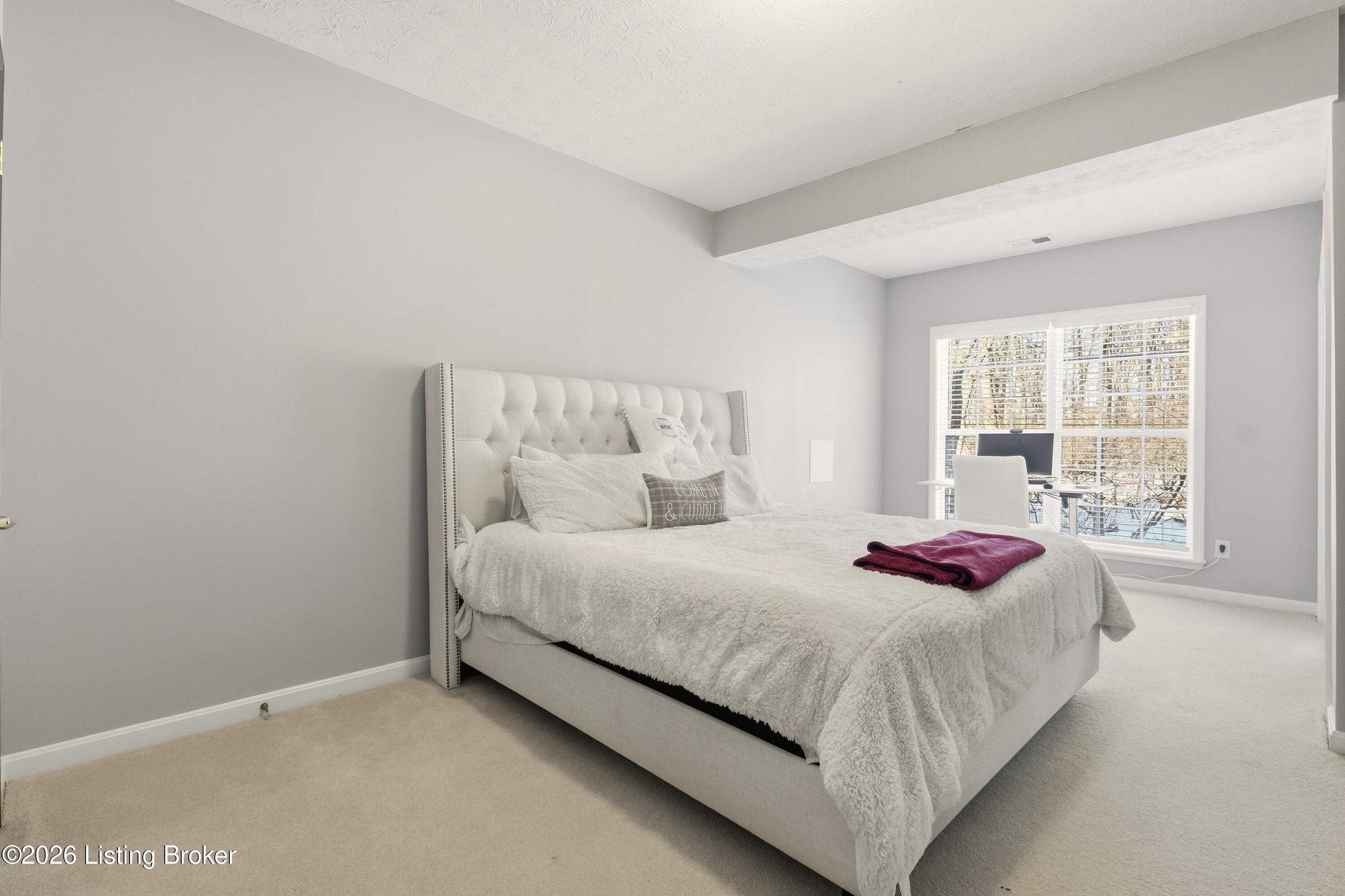 10444 Dove Chase Cir