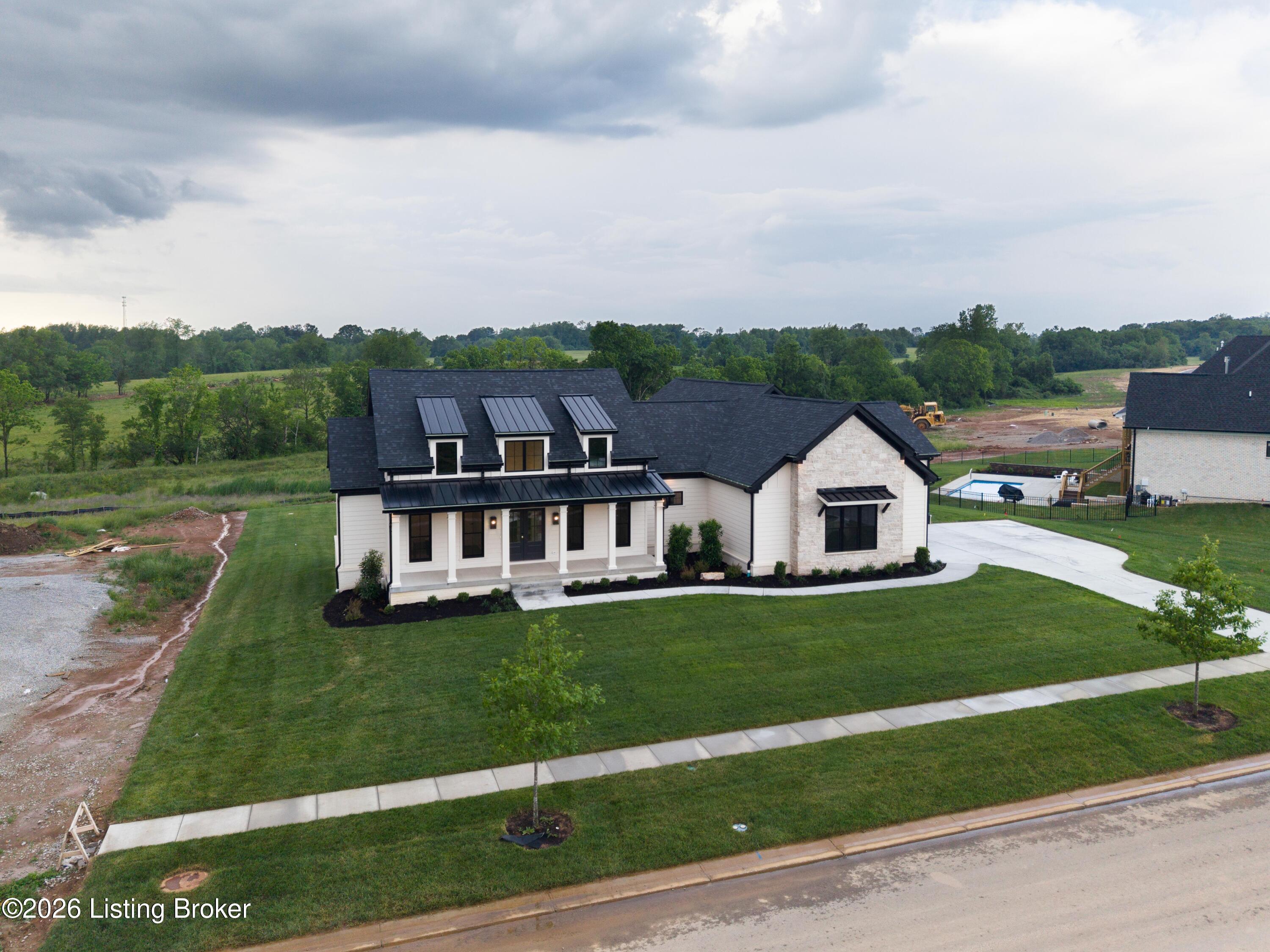 2905 Quarry Rd