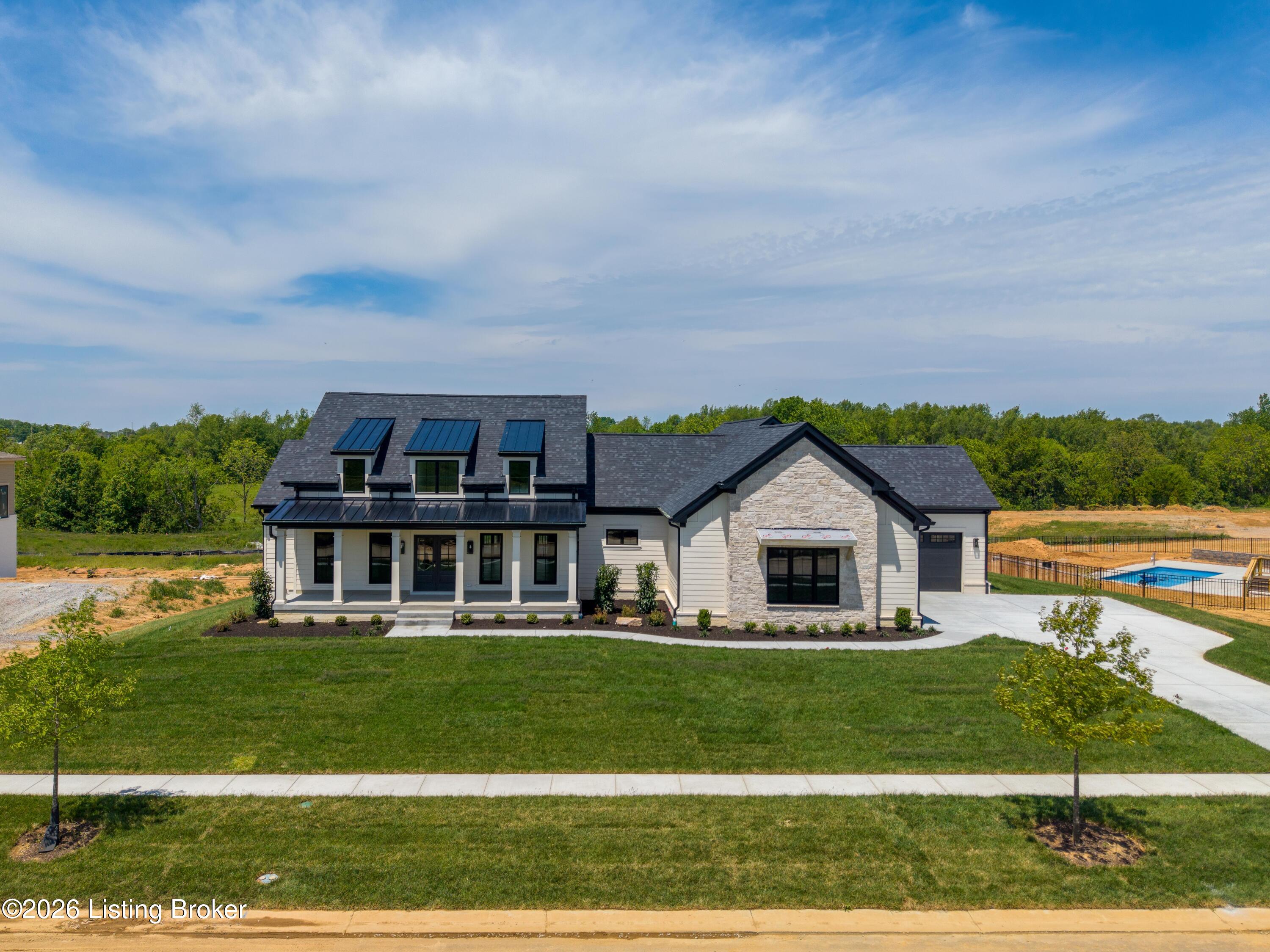 2905 Quarry Rd