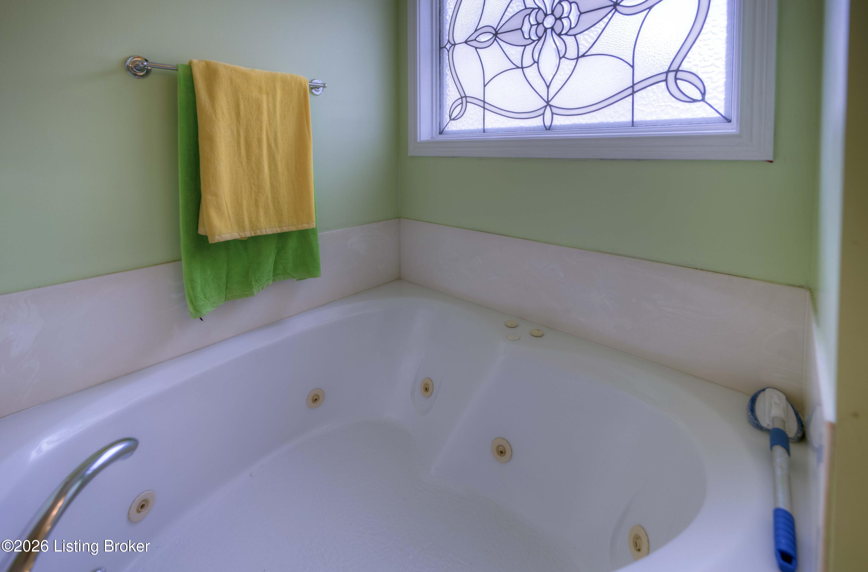 5125 Oaklawn Park Dr