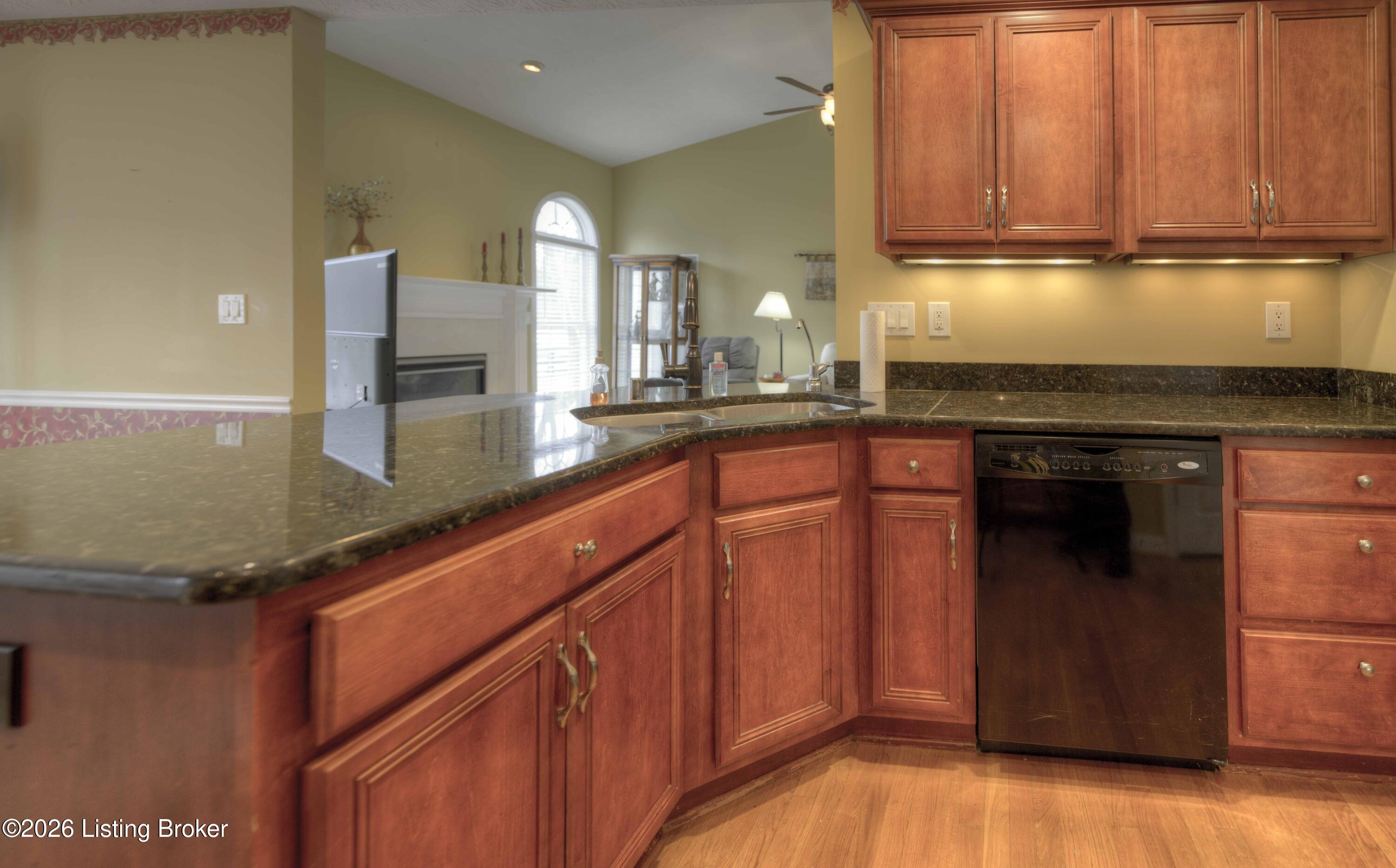 5125 Oaklawn Park Dr