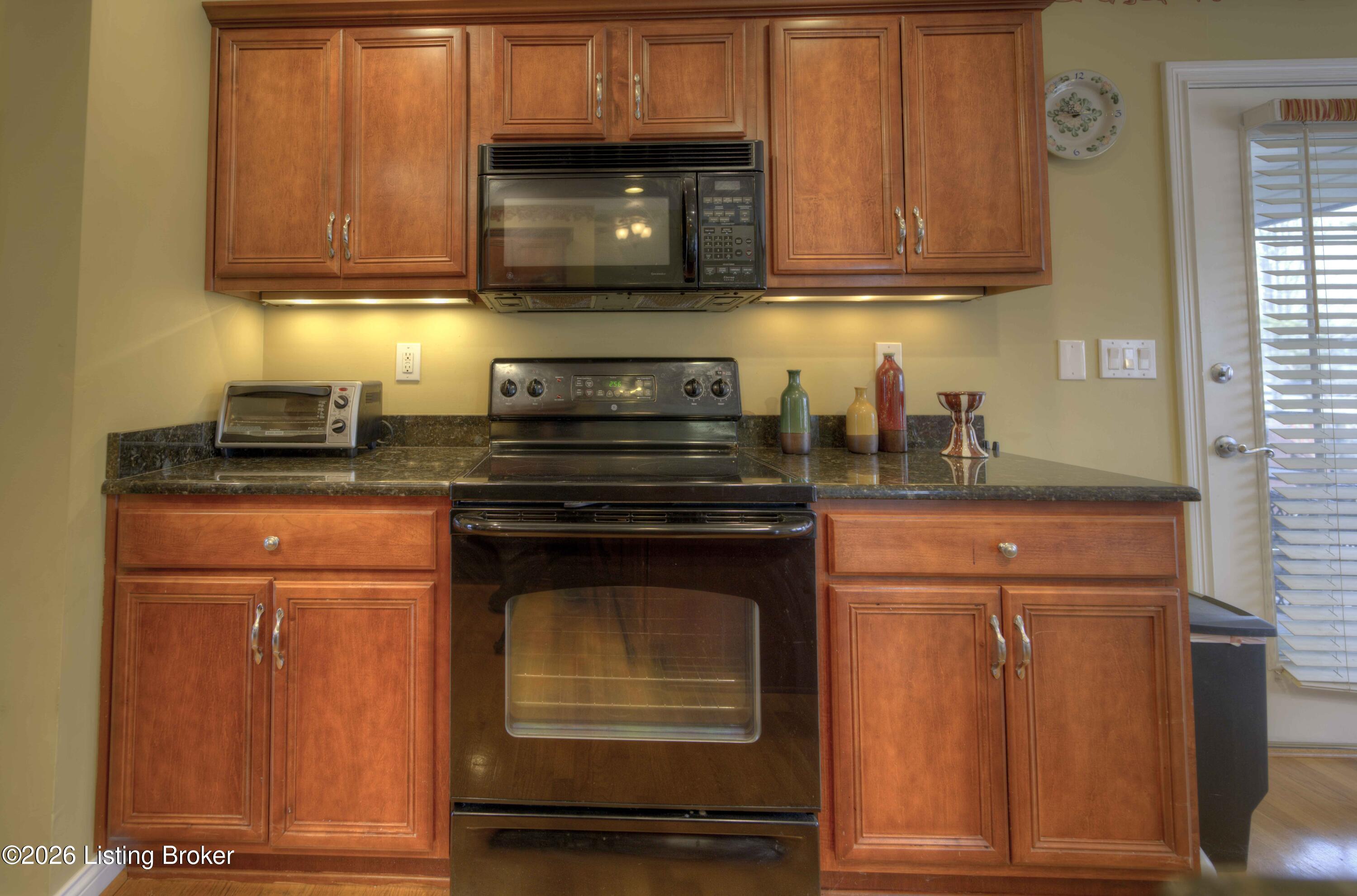 5125 Oaklawn Park Dr