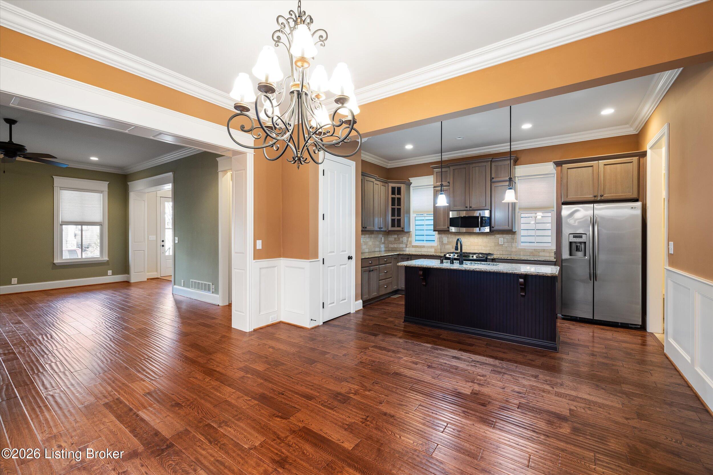 9412 Harlequin St