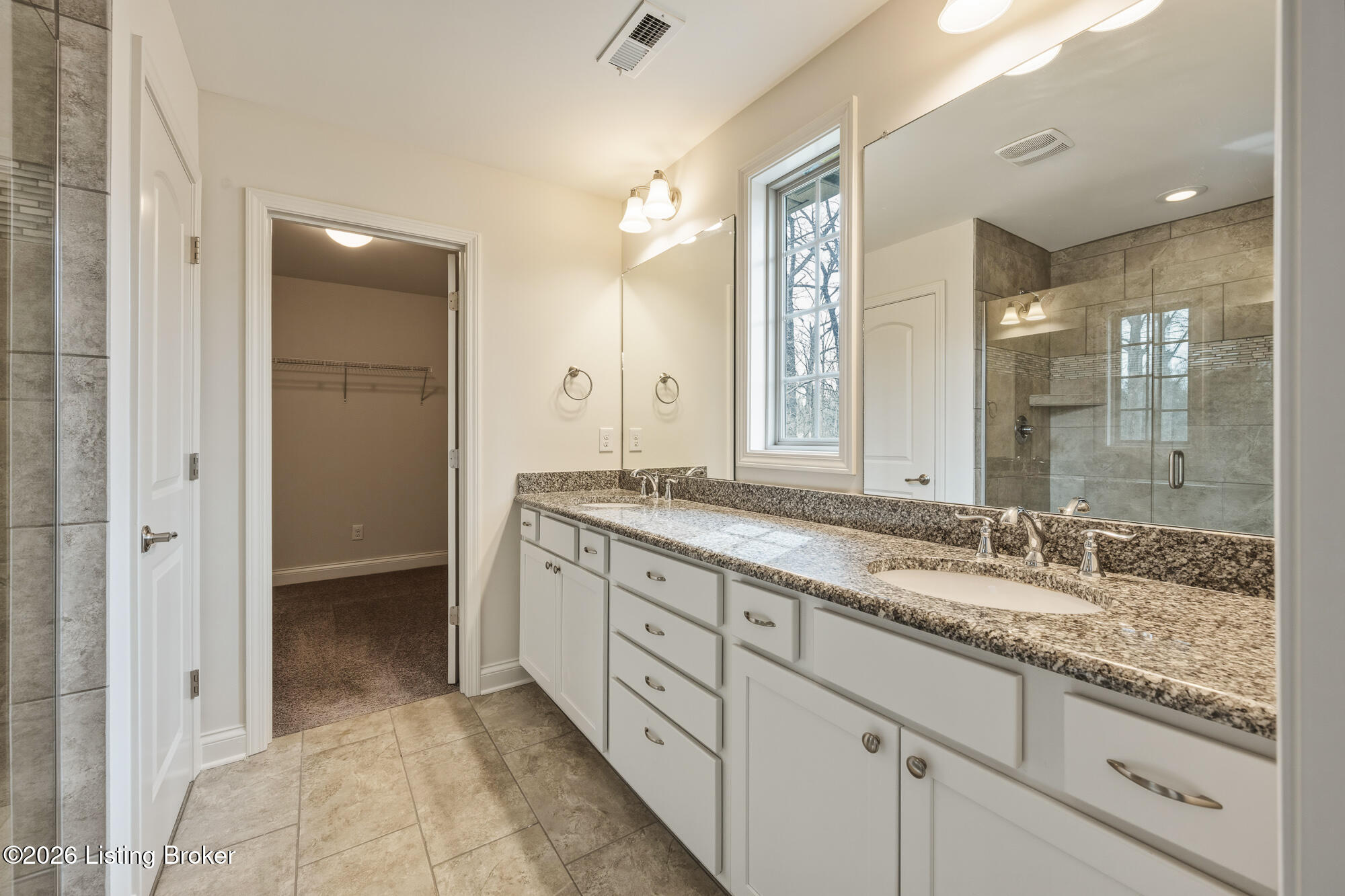 543 Wooded Falls Rd
