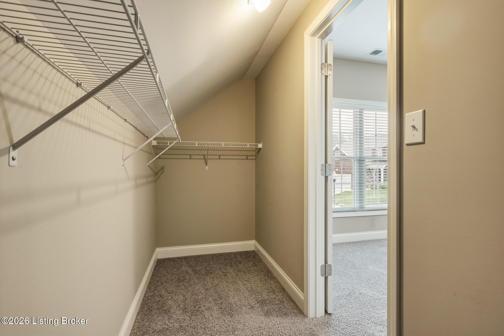 543 Wooded Falls Rd