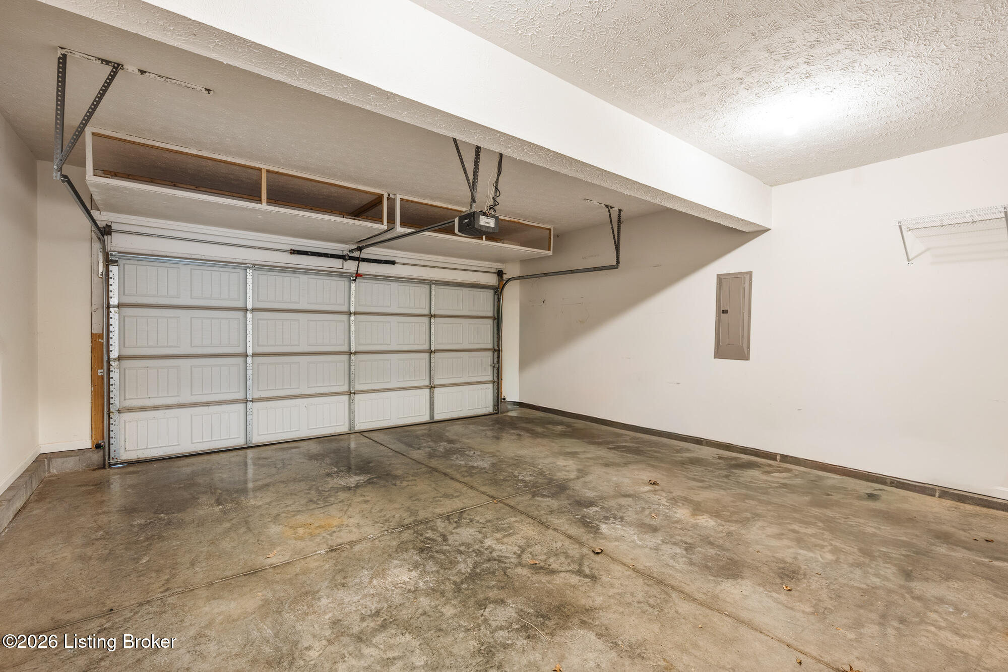 543 Wooded Falls Rd