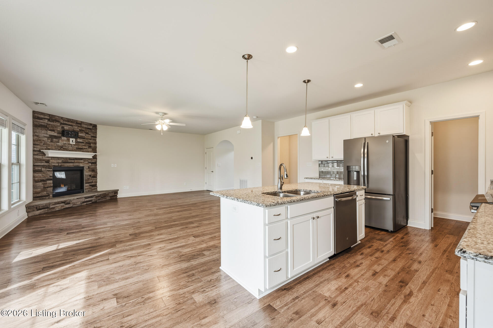 543 Wooded Falls Rd