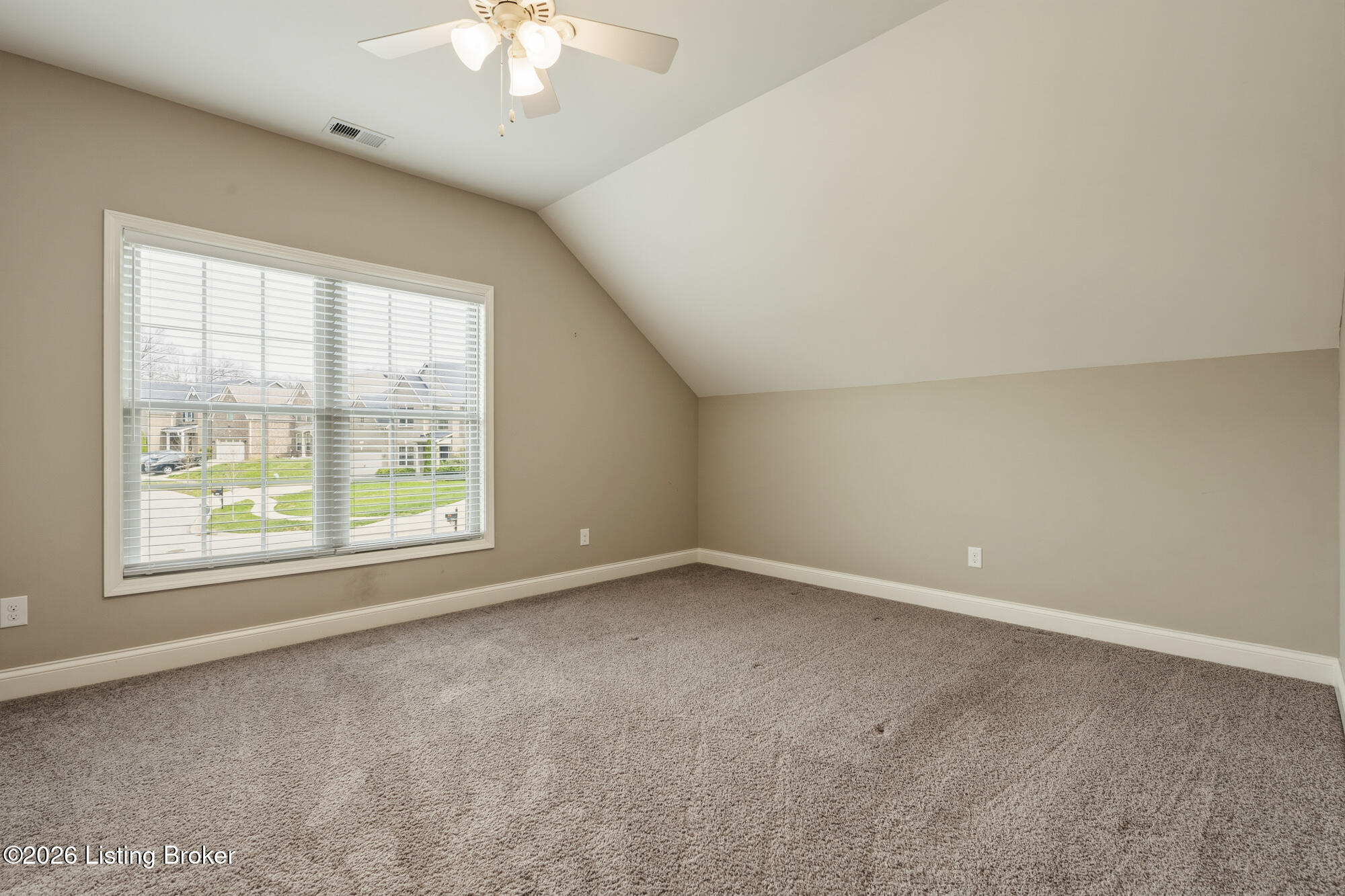 543 Wooded Falls Rd