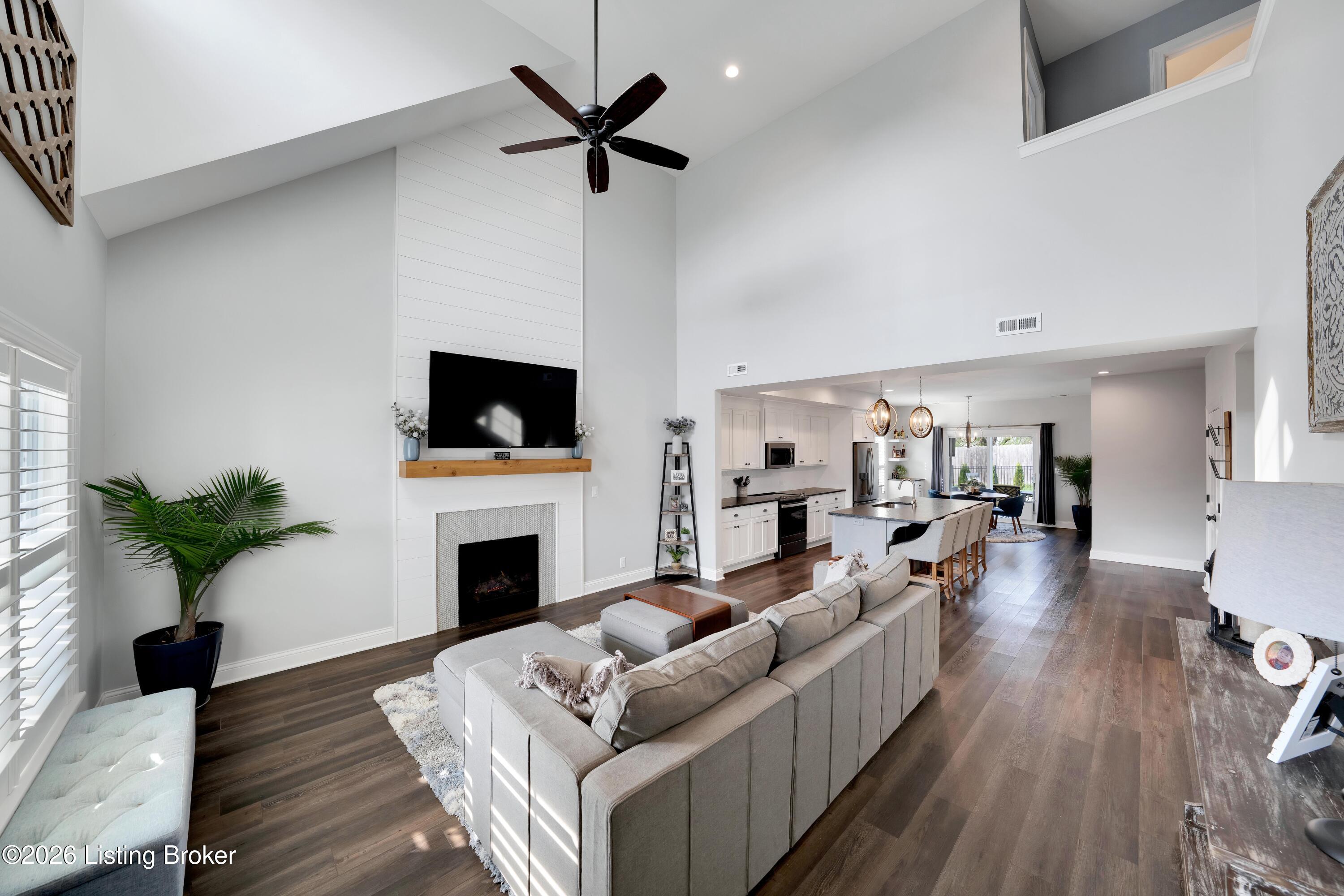 12102 Cypress Ridge Dr