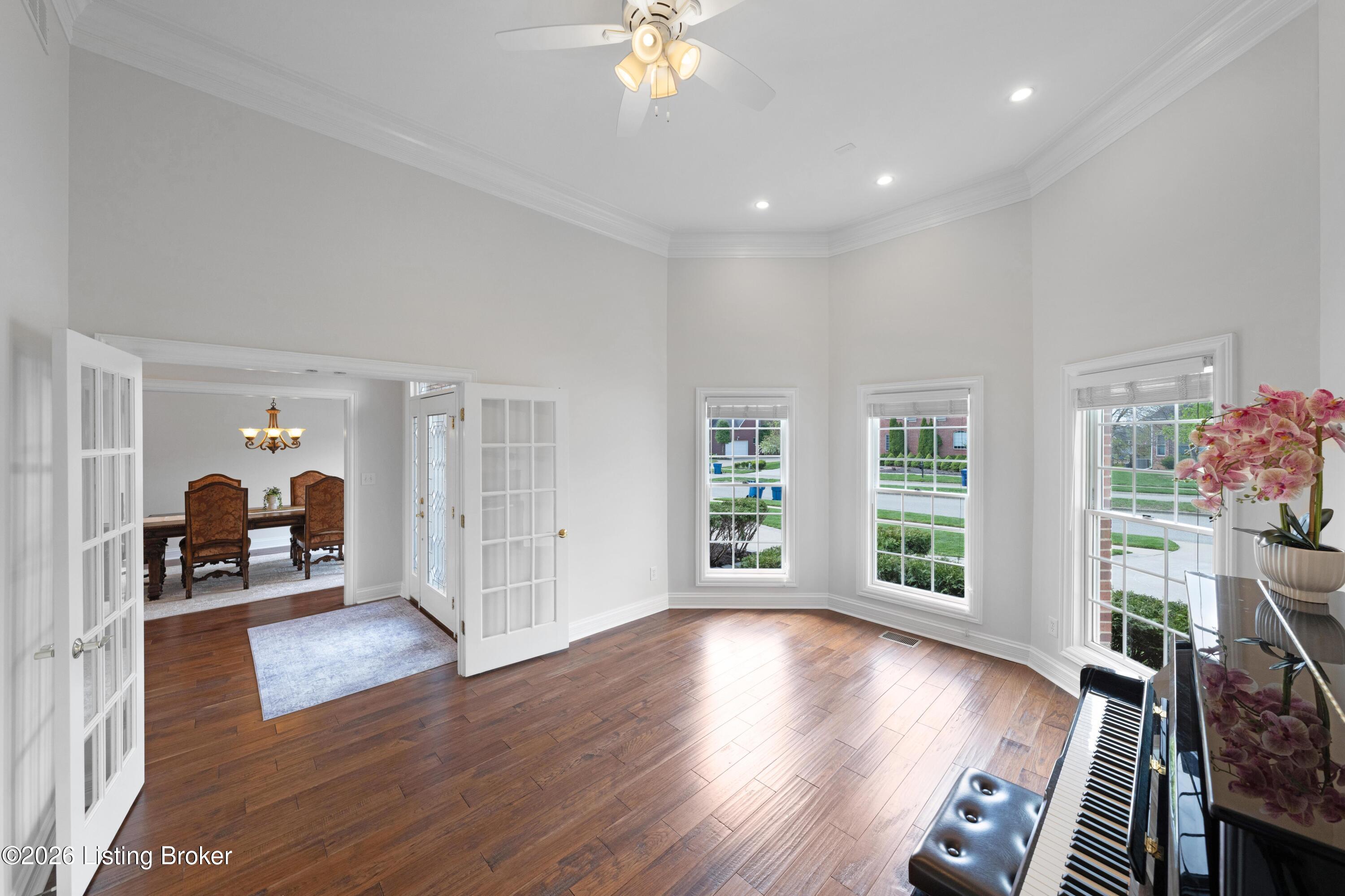 10730 Worthington Ln