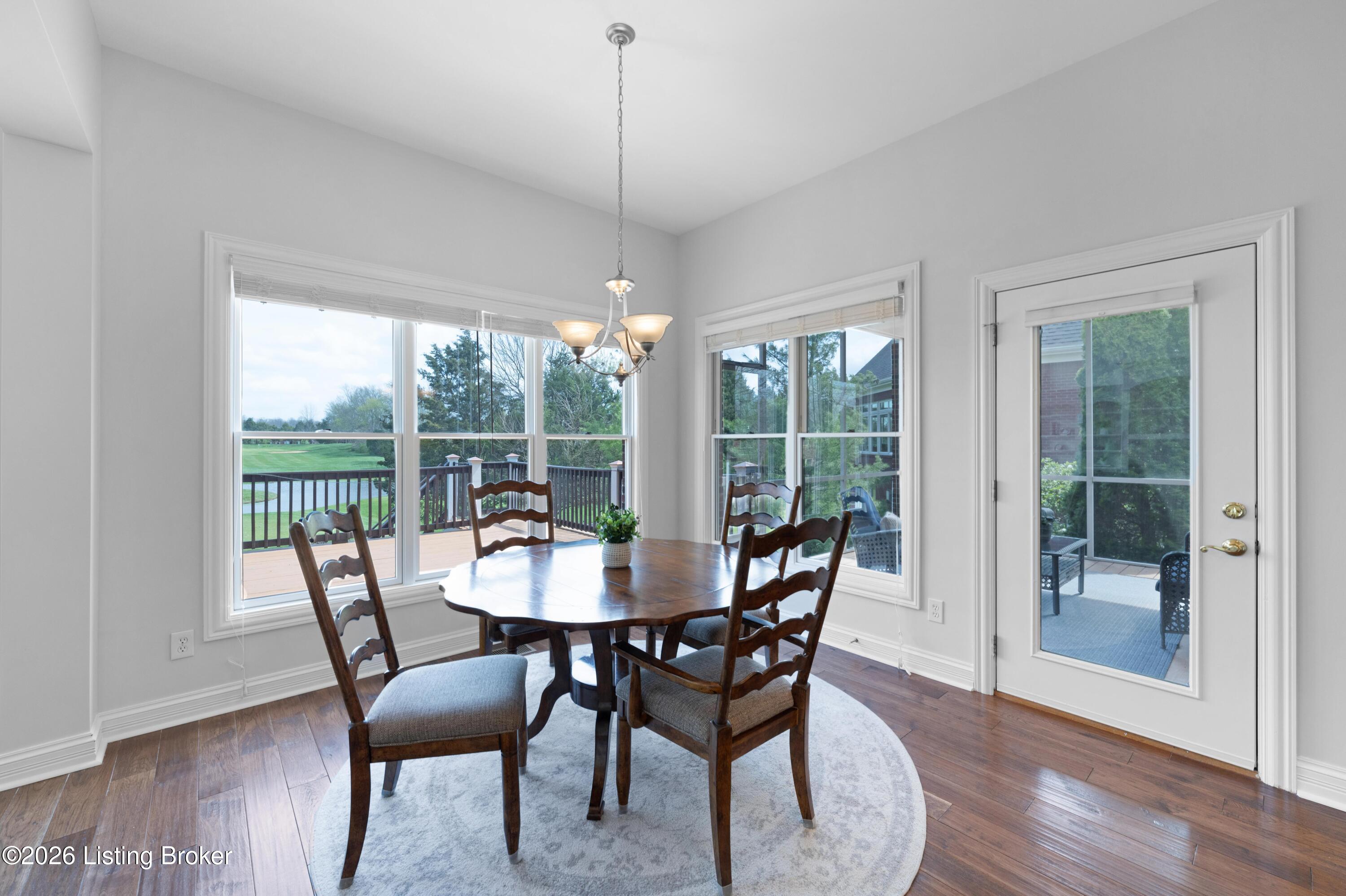 10730 Worthington Ln