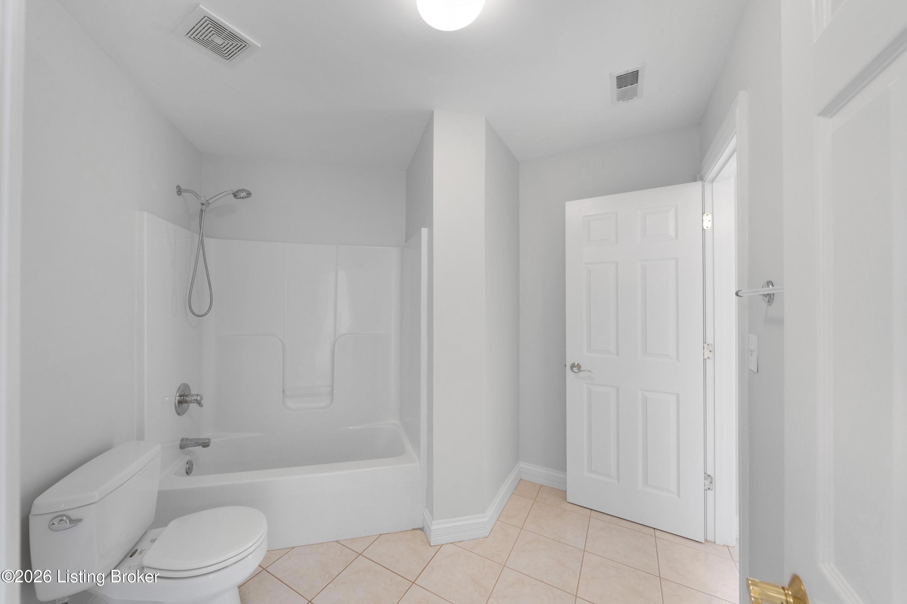 10730 Worthington Ln