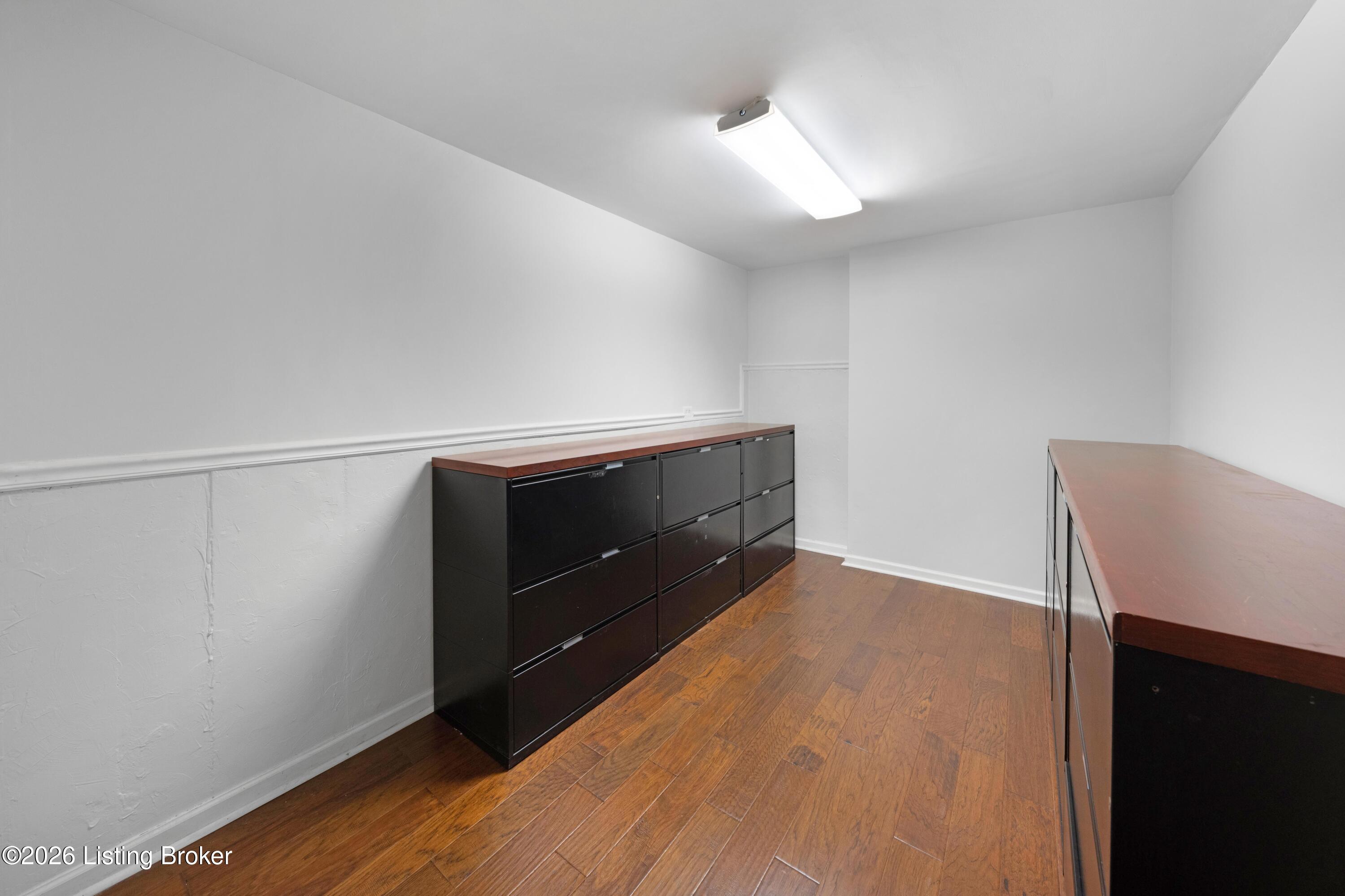 10730 Worthington Ln