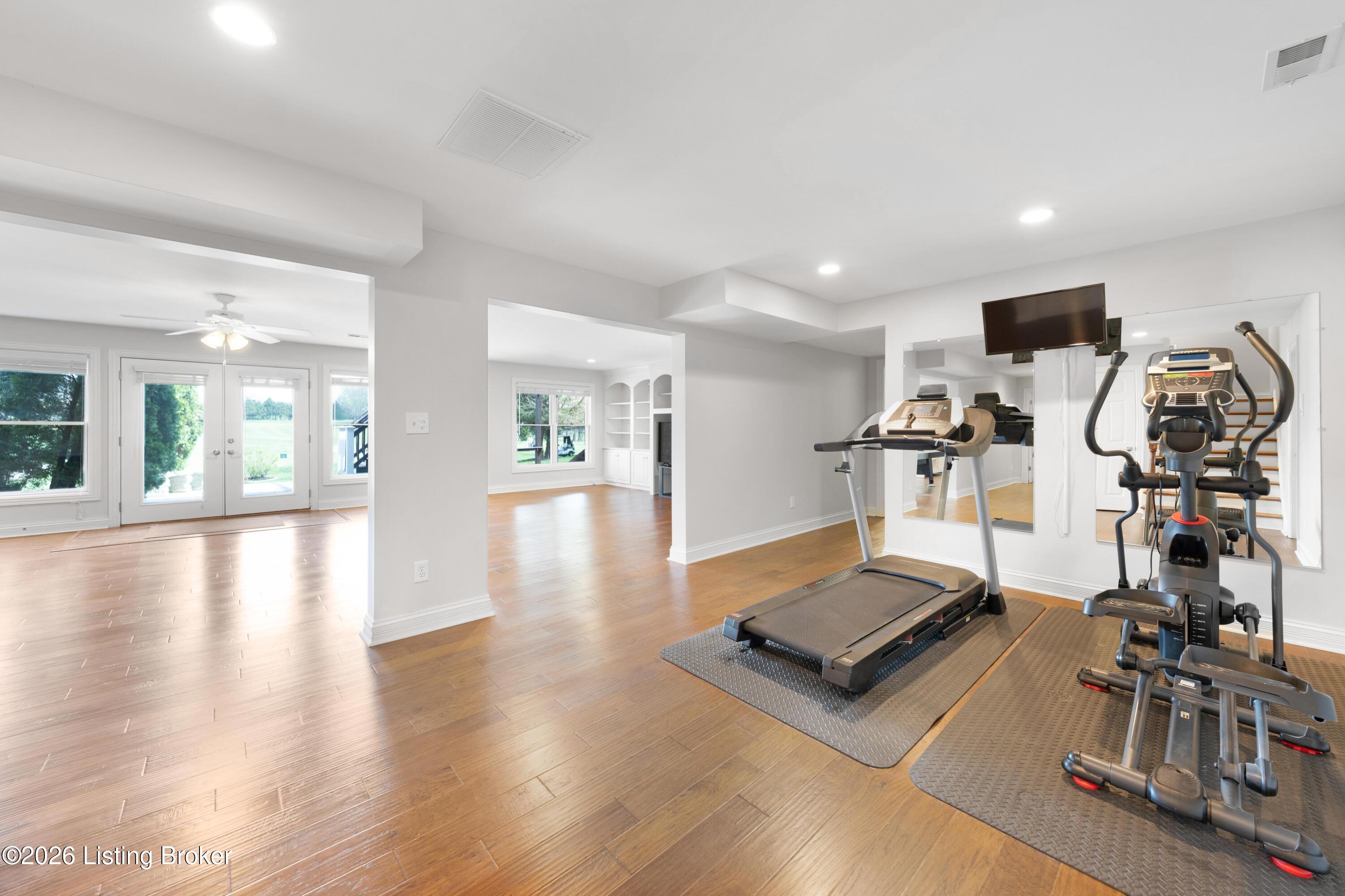 10730 Worthington Ln