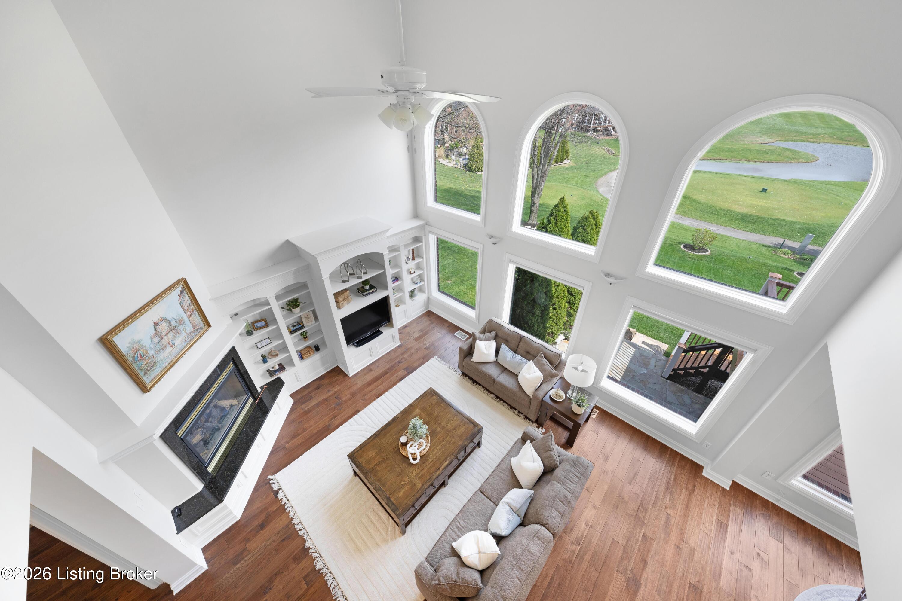 10730 Worthington Ln