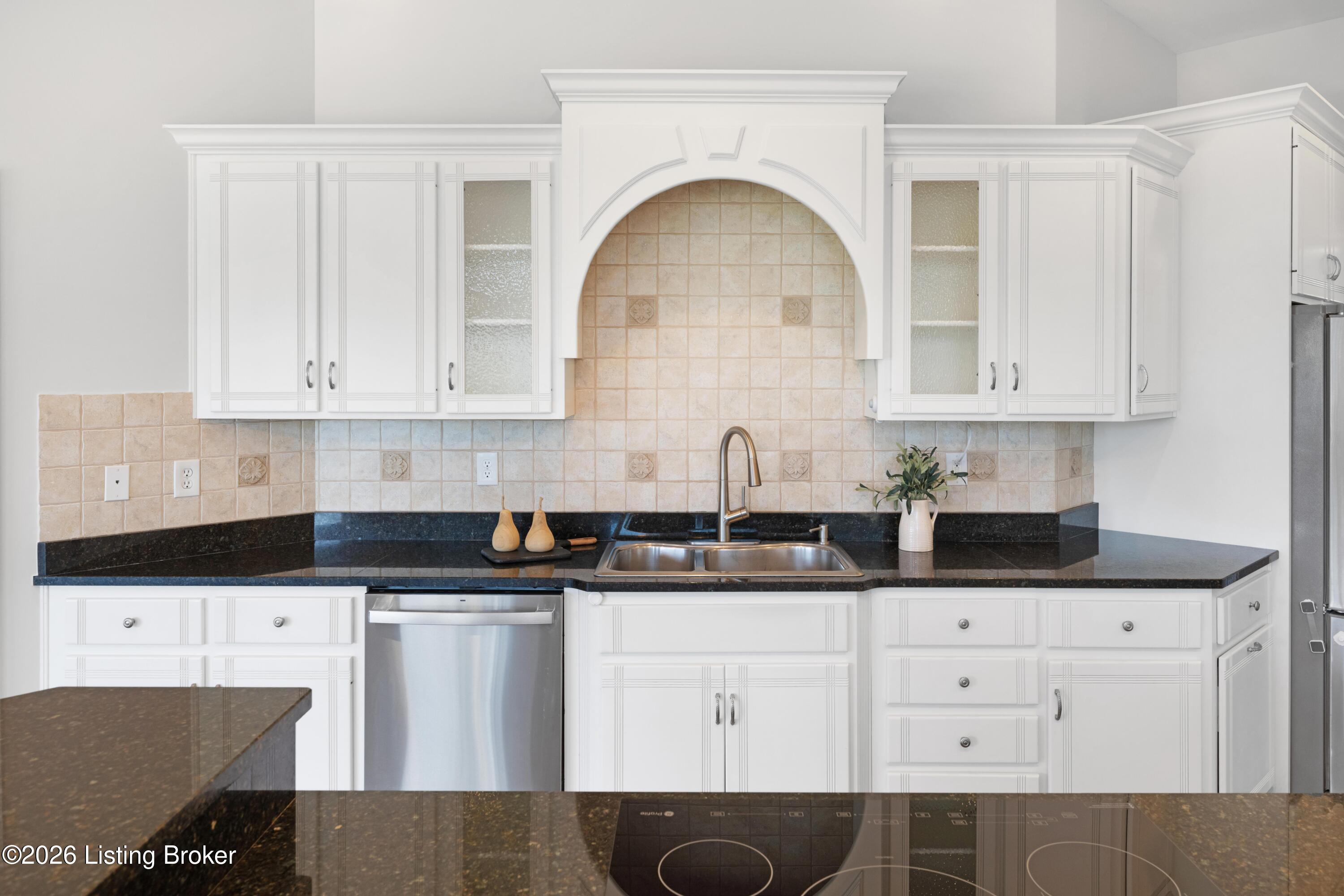 10730 Worthington Ln