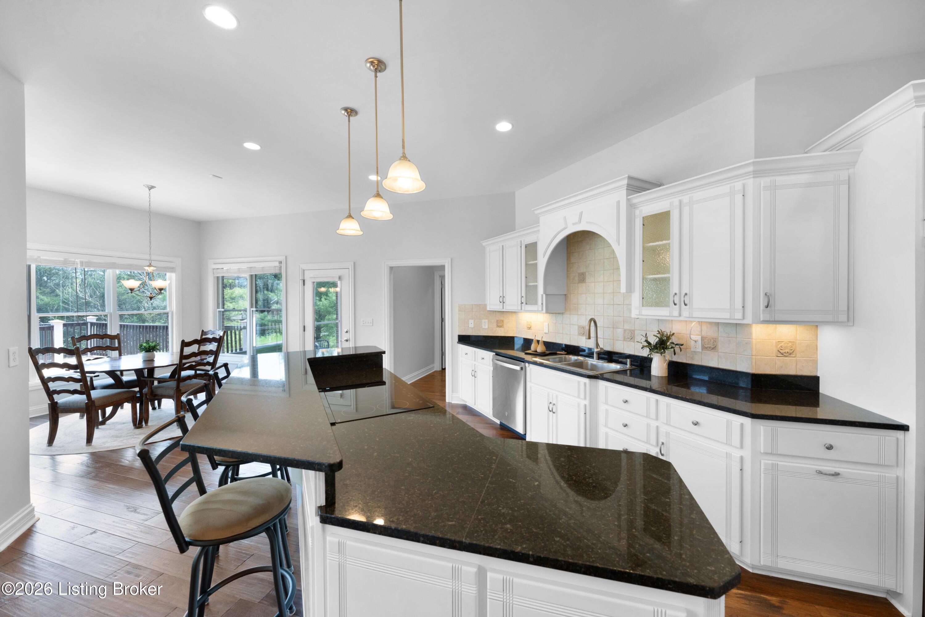 10730 Worthington Ln