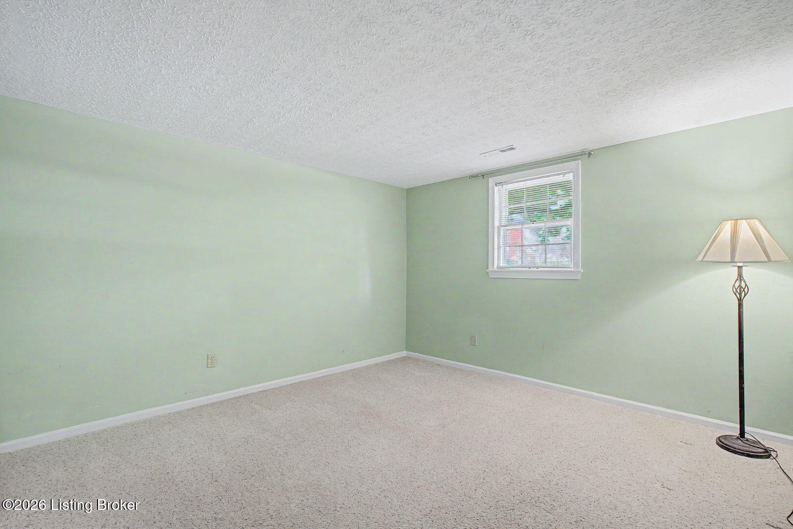 3217 Broeck Pointe Cir