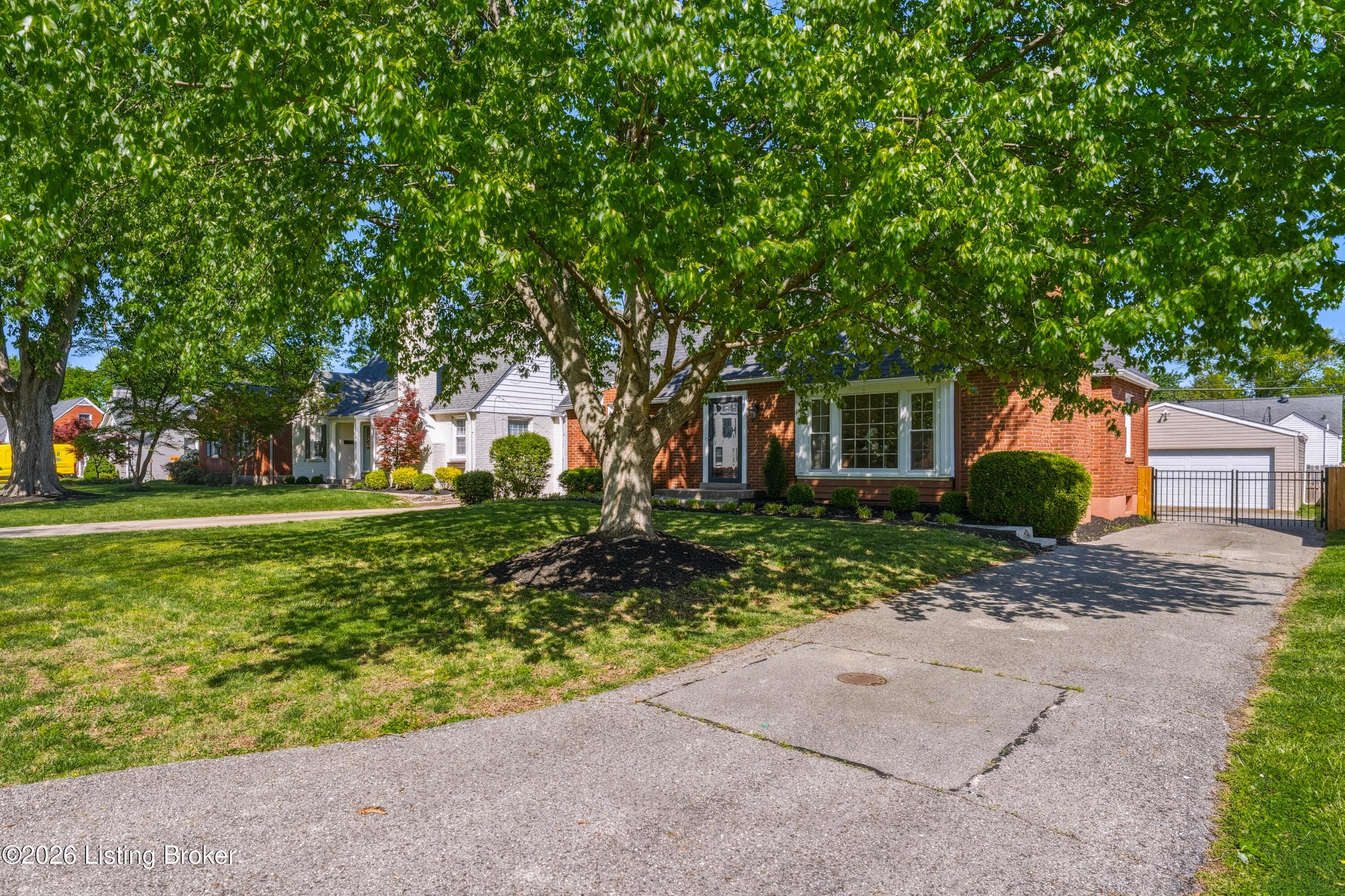 203 Don Allen Rd