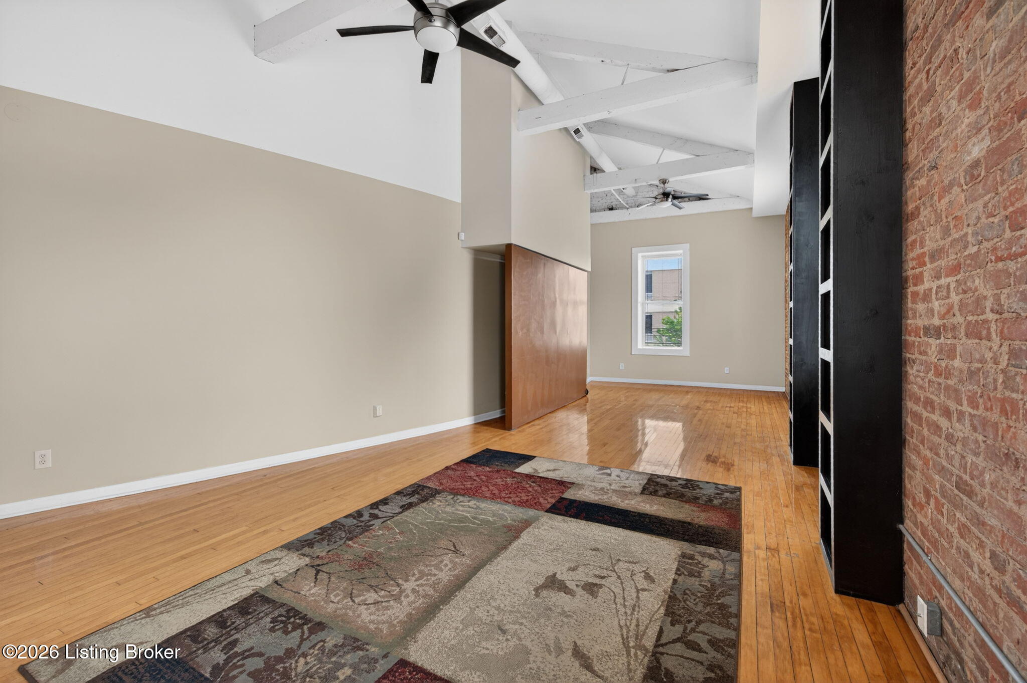 221 S Hancock St B