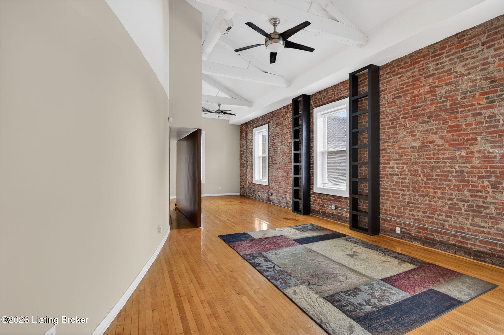 221 S Hancock St B