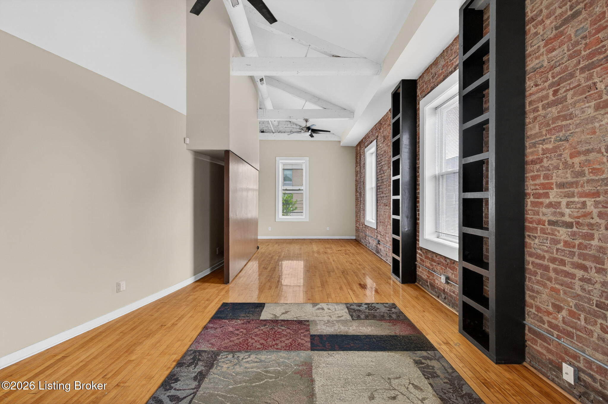 221 S Hancock St B