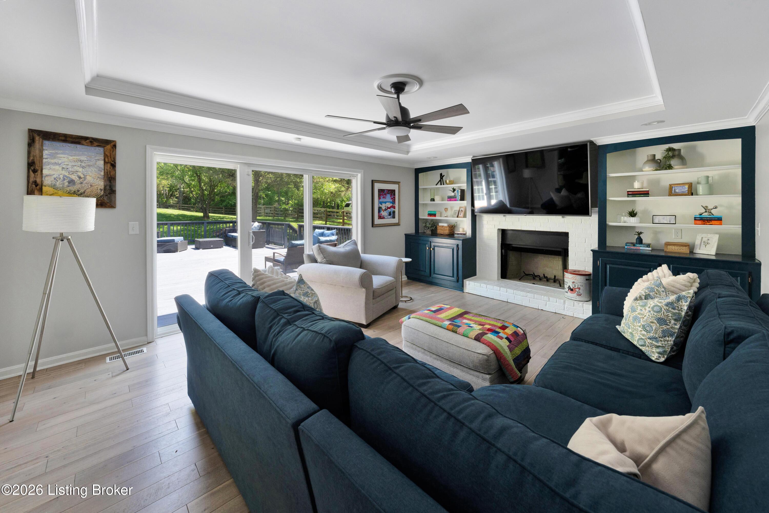 7415 Cambridge Dr