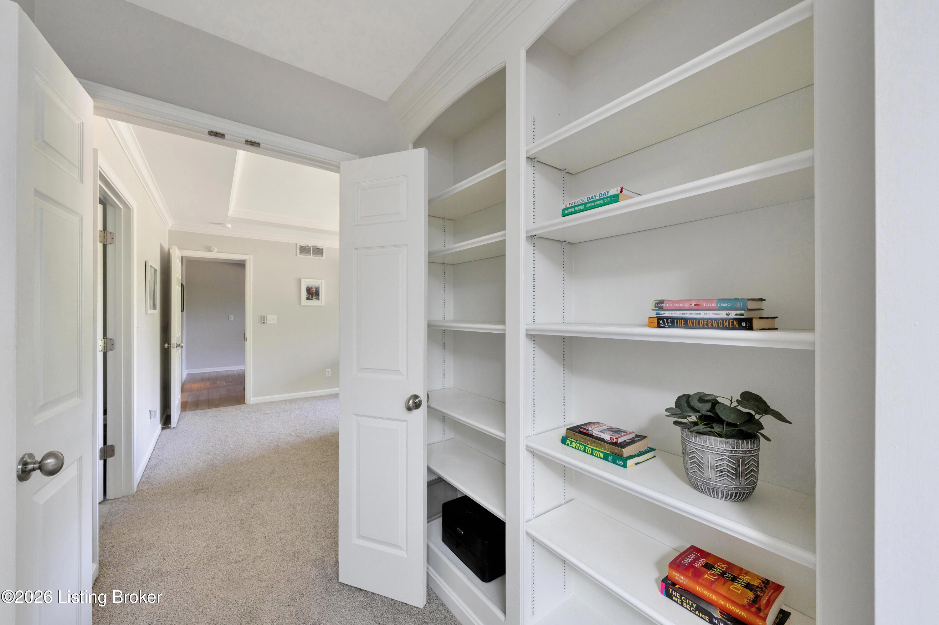 7415 Cambridge Dr