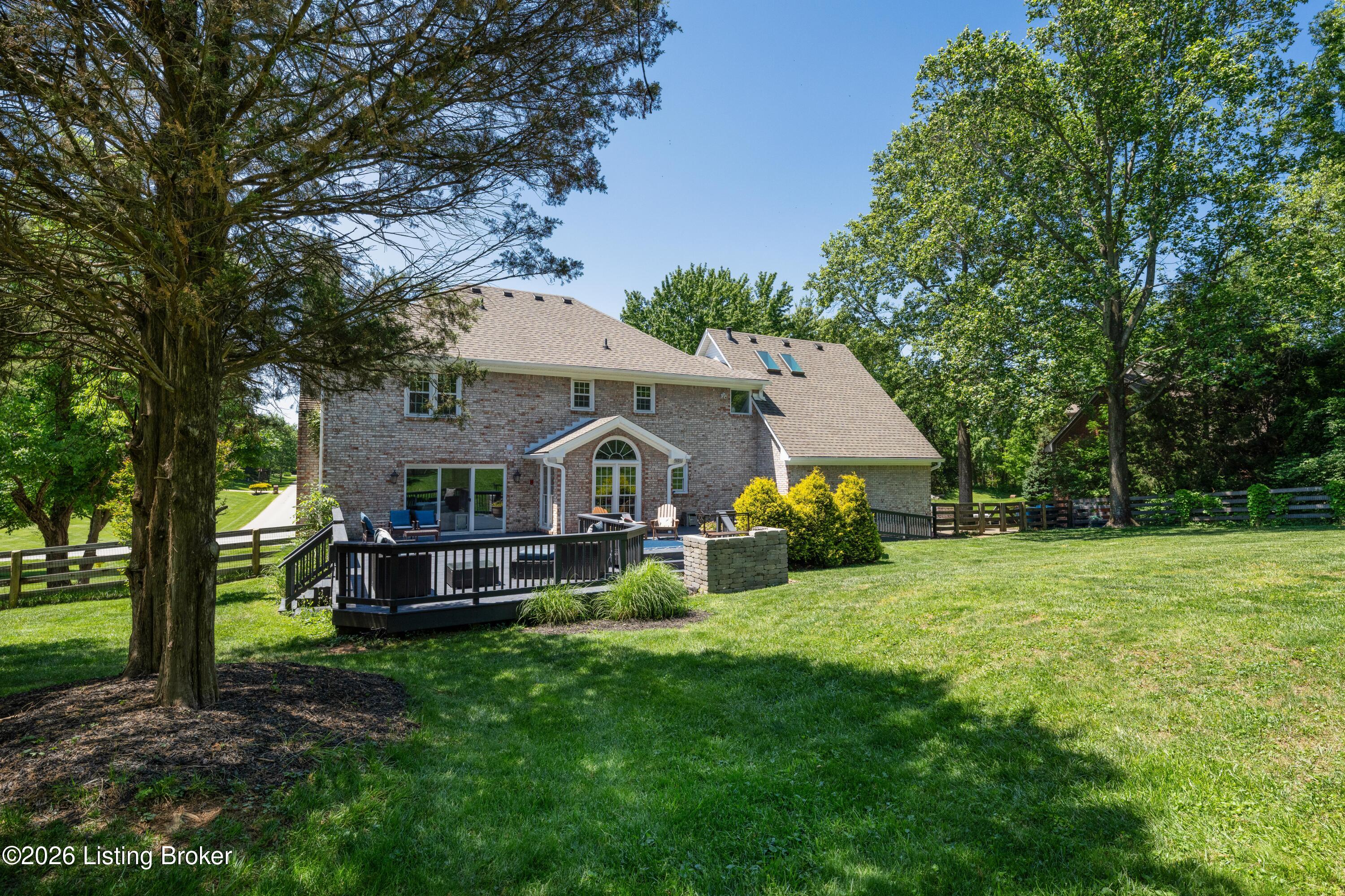 7415 Cambridge Dr